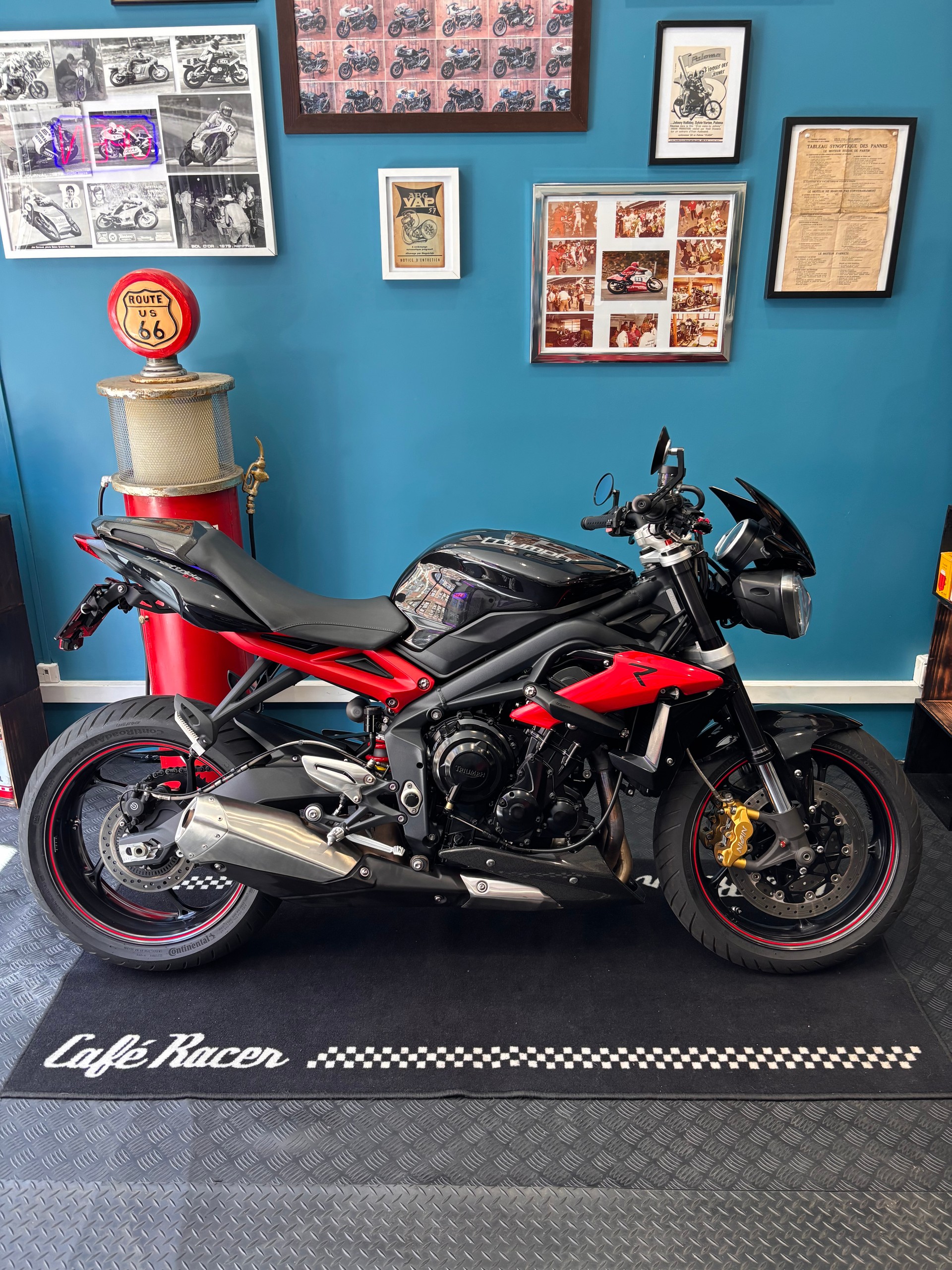 TRIUMPH Street Triple R 675-image-1