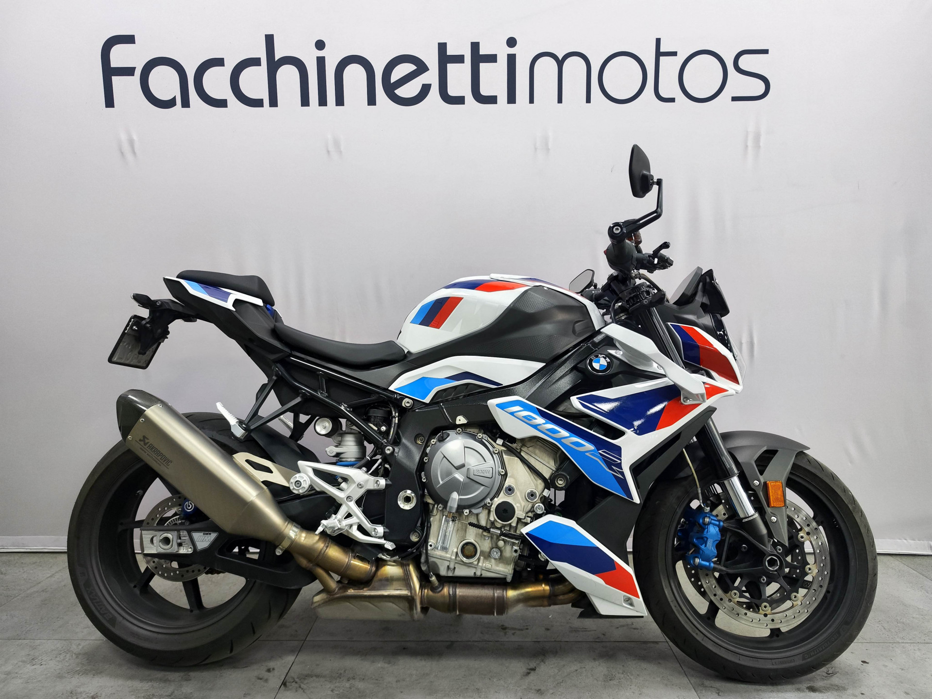 BMW M 1000 R-image-0