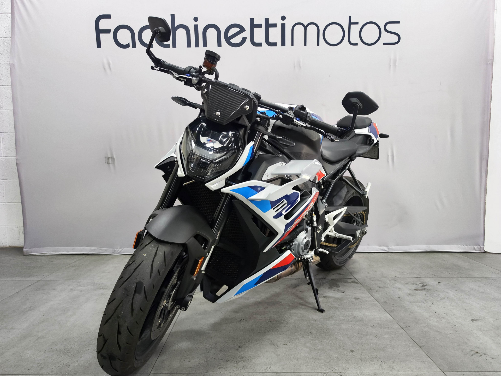BMW M 1000 R-image-2
