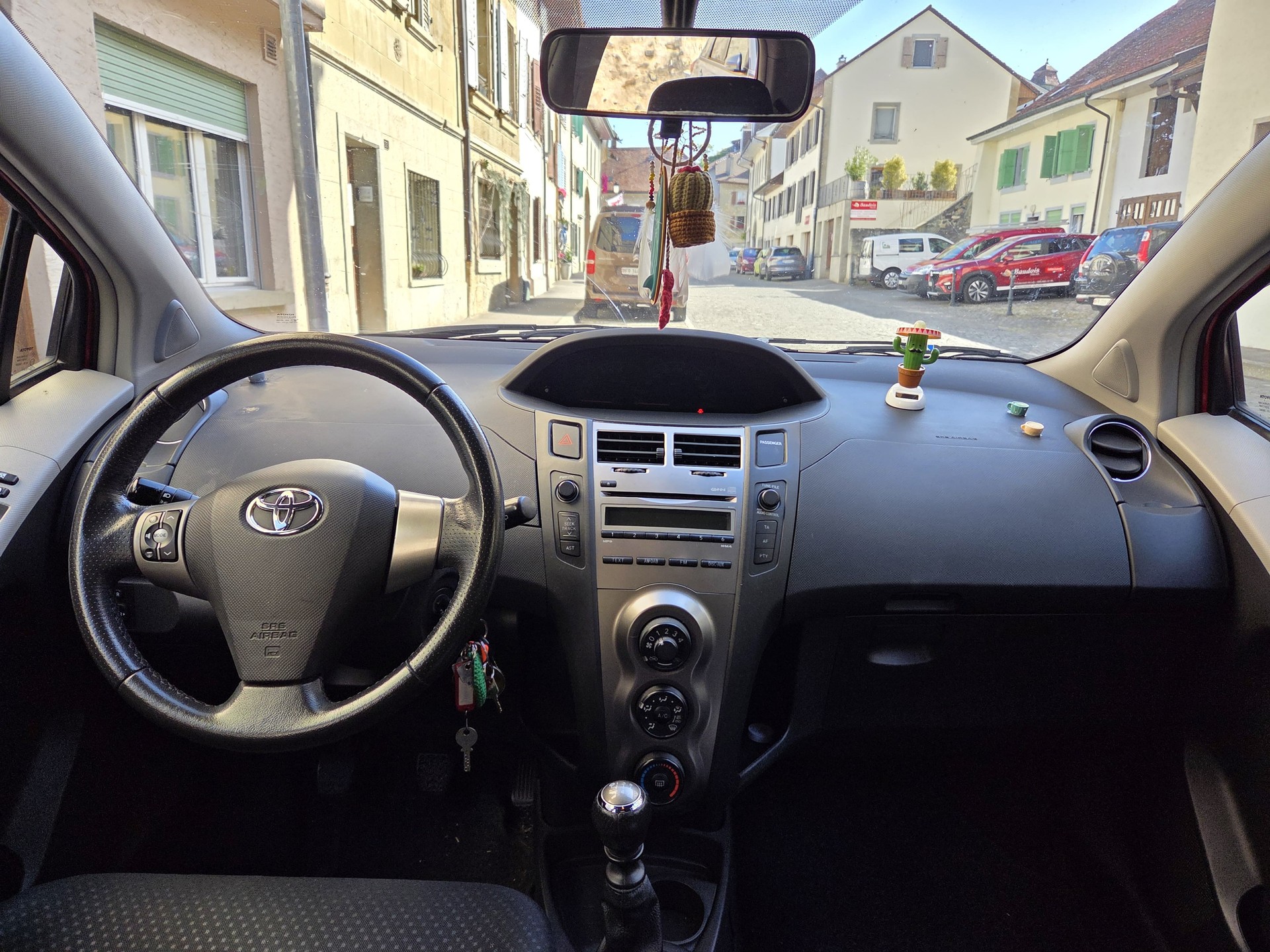 TOYOTA 1.33 VVT-i Linea Sol-image-3