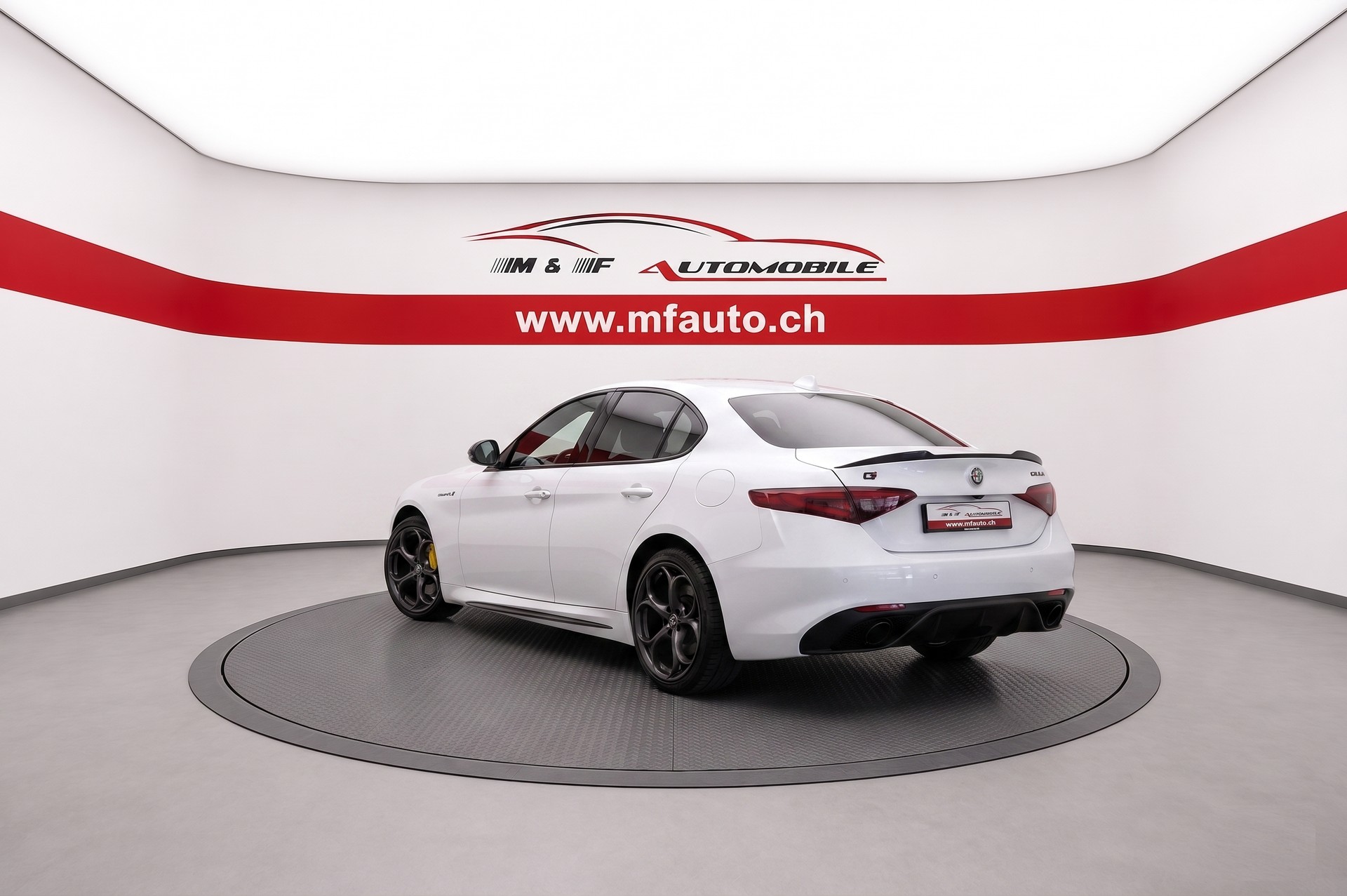 ALFA ROMEO Giulia 2.0 Q4 Veloce TI CH FAHRZEUG-showroom-element-3