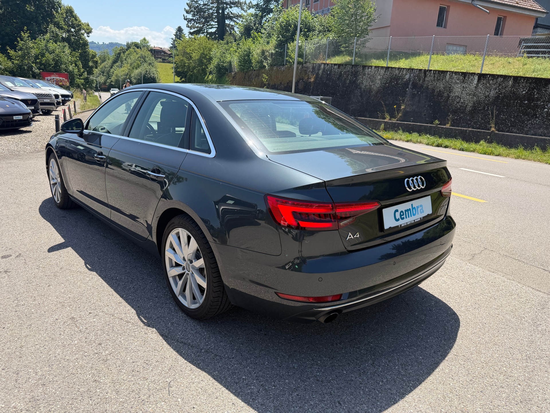 AUDI A4 Limousine 1.4 TFSI S-tronic-image-3