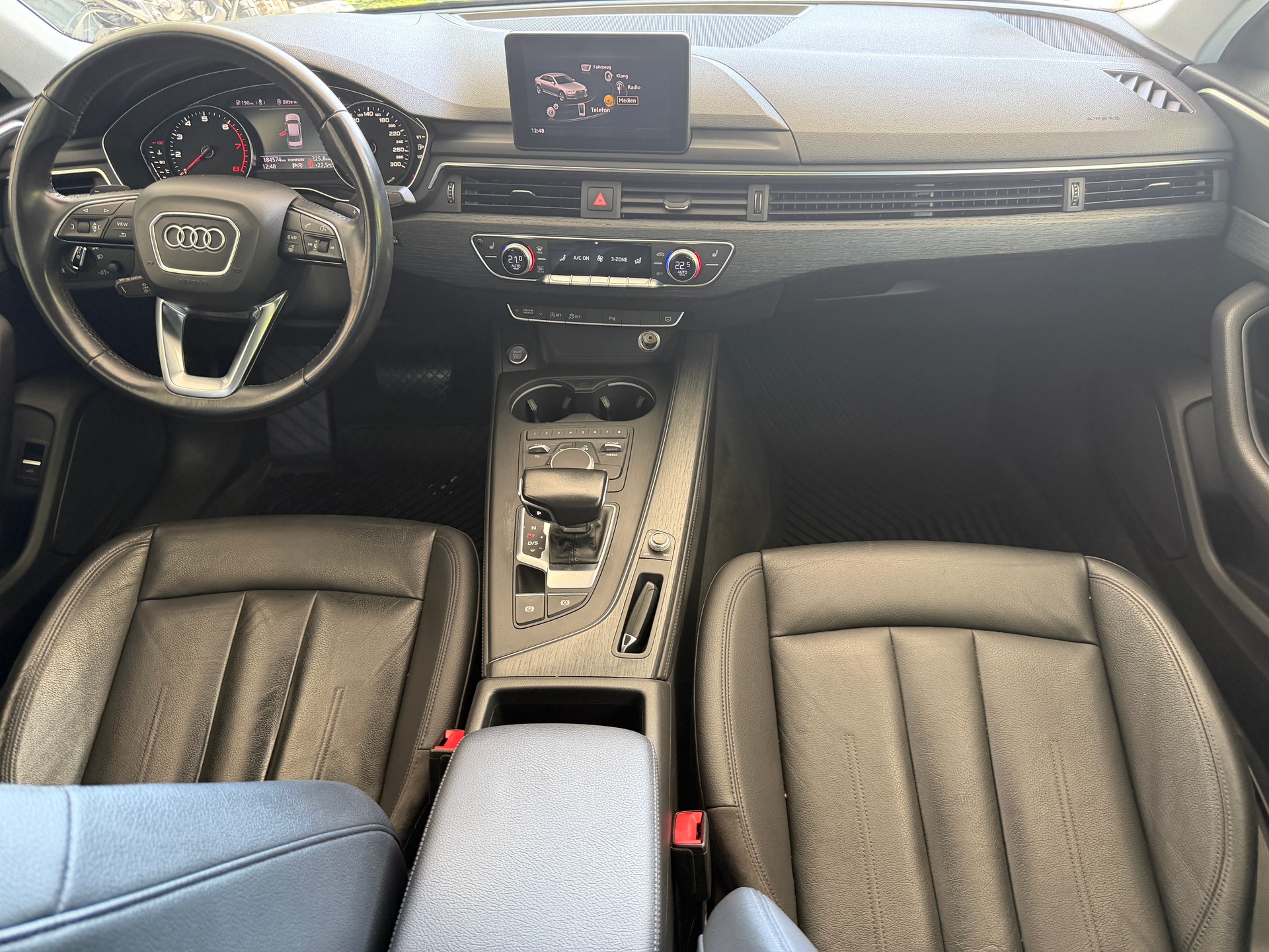 AUDI A4 Limousine 1.4 TFSI S-tronic-image-6