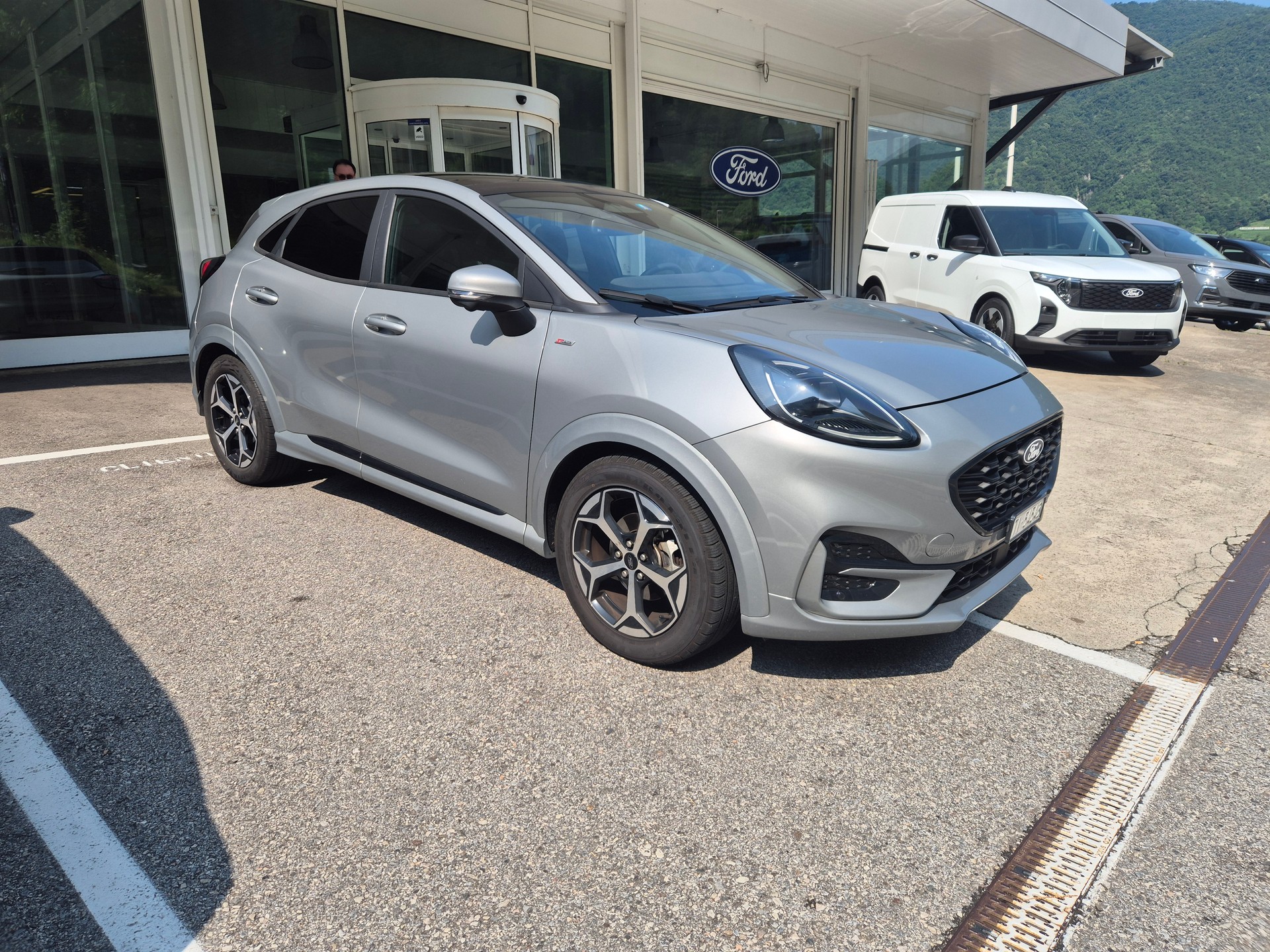 FORD Puma 1.0 MHEV ST-Line Automat-image-2