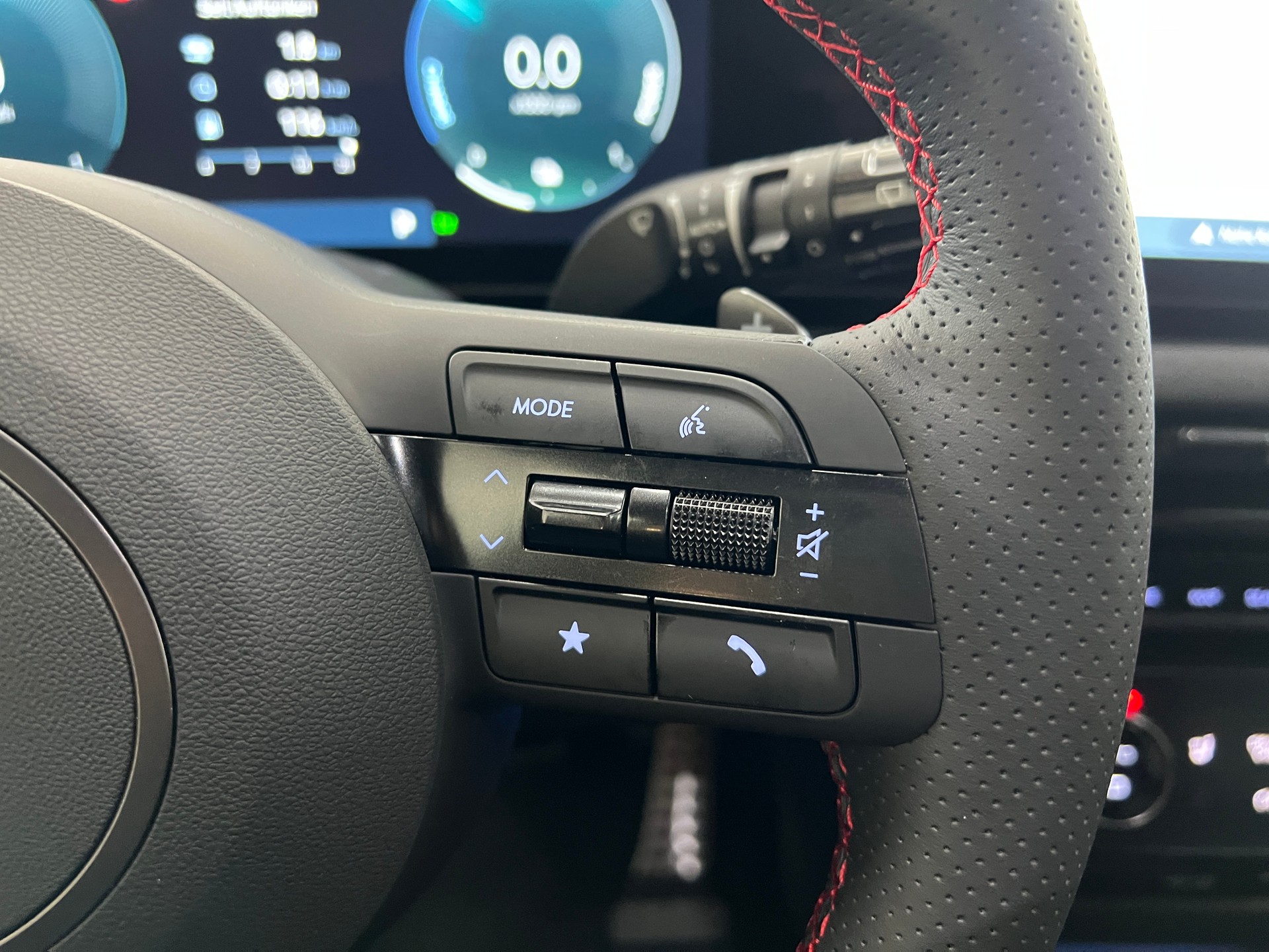 HYUNDAI Tucson 1.6 TGDI PHEV N-Line 4WD / 5 Jahre Garantie-image-12
