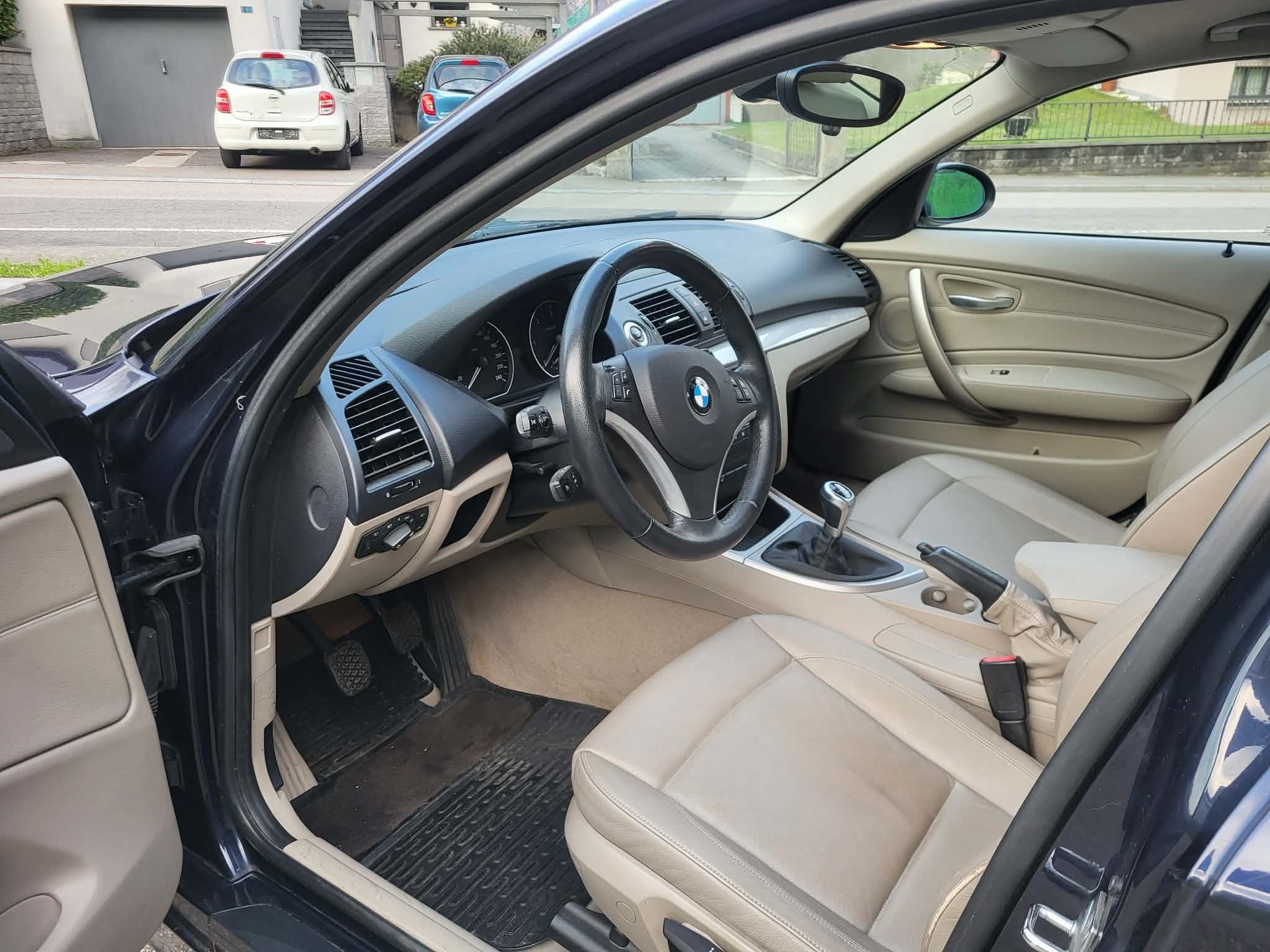 BMW 118d Access-image-7