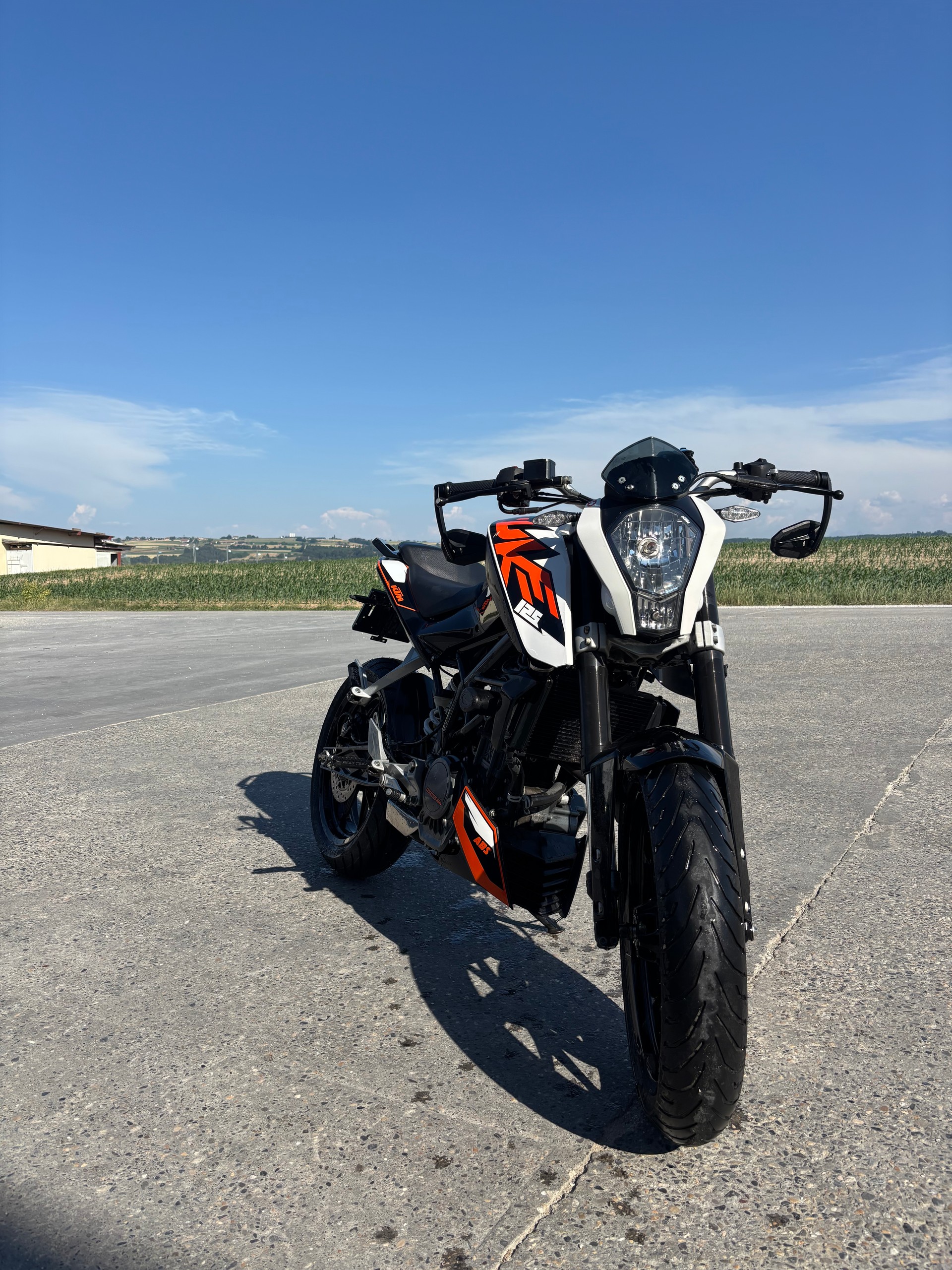 KTM 125 Duke-image-0