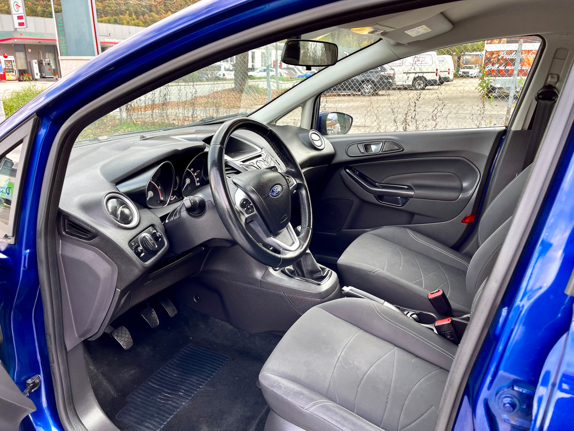 FORD Fiesta 1.5 TDCi Titanium-image-14