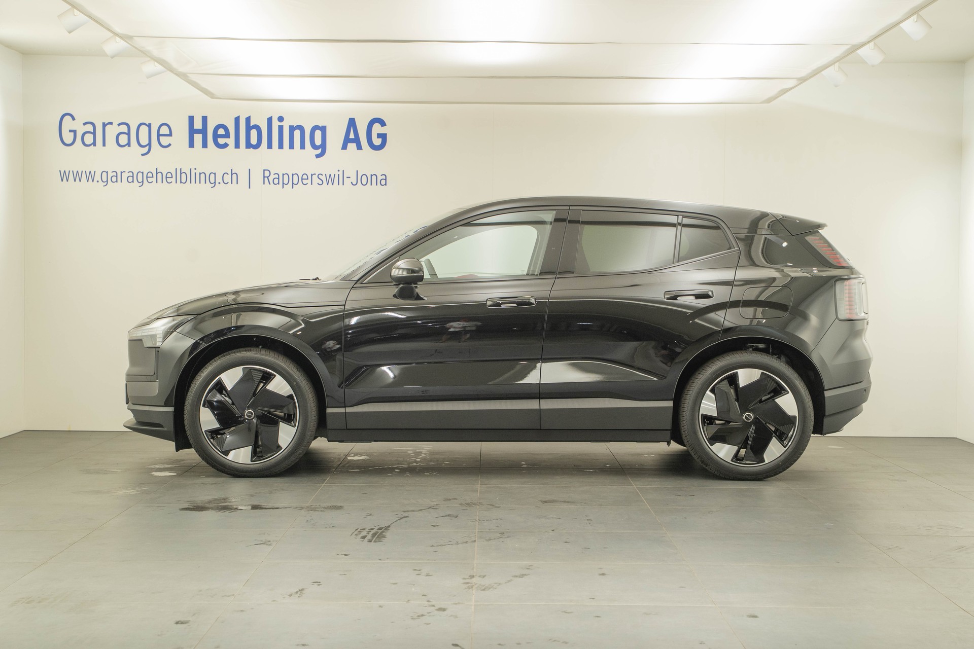 VOLVO EX30 E60 Twin Plus Performance AWD-showroom-element-2