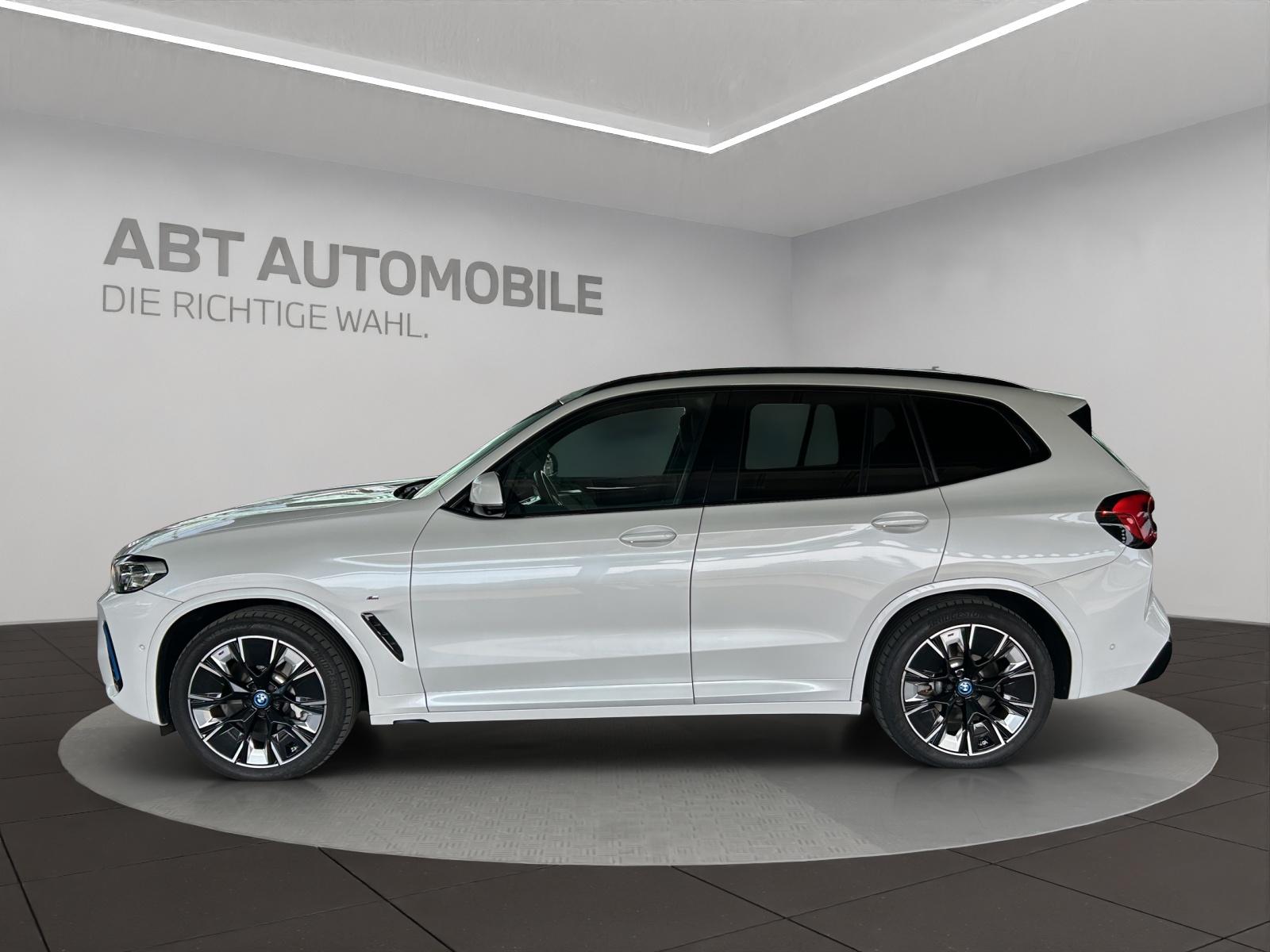 BMW iX3 E-Motor-showroom-element-3