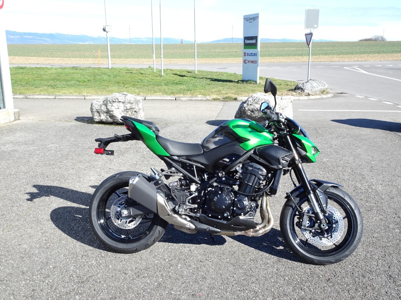 KAWASAKI Z 900-image-0