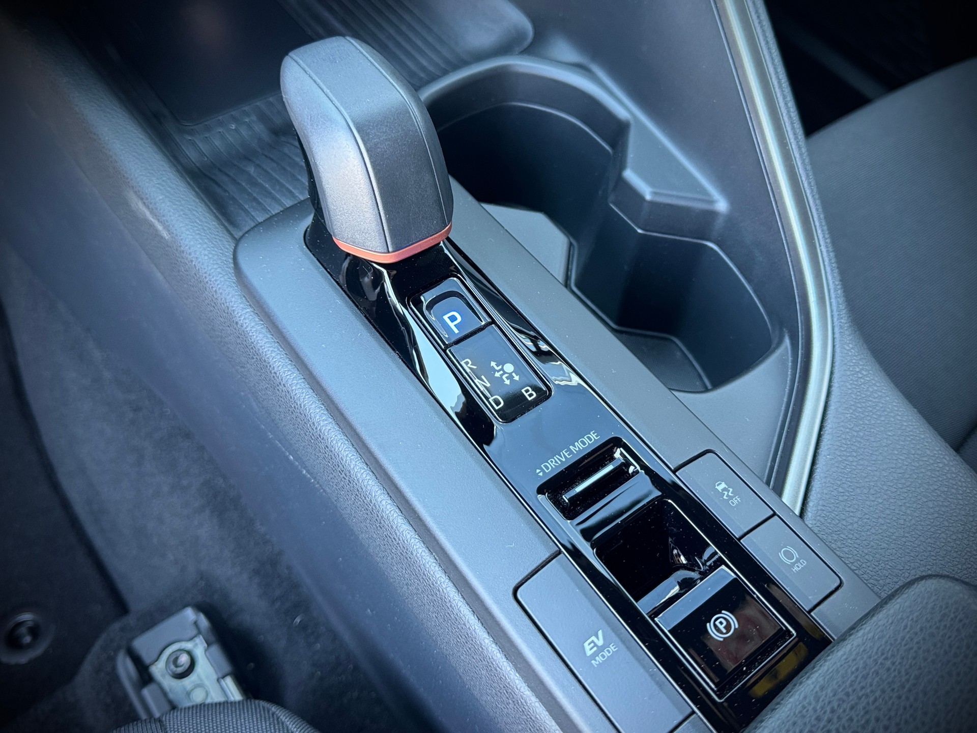 TOYOTA C-HR 2.0 HSD CVT Trend 2WD-image-22