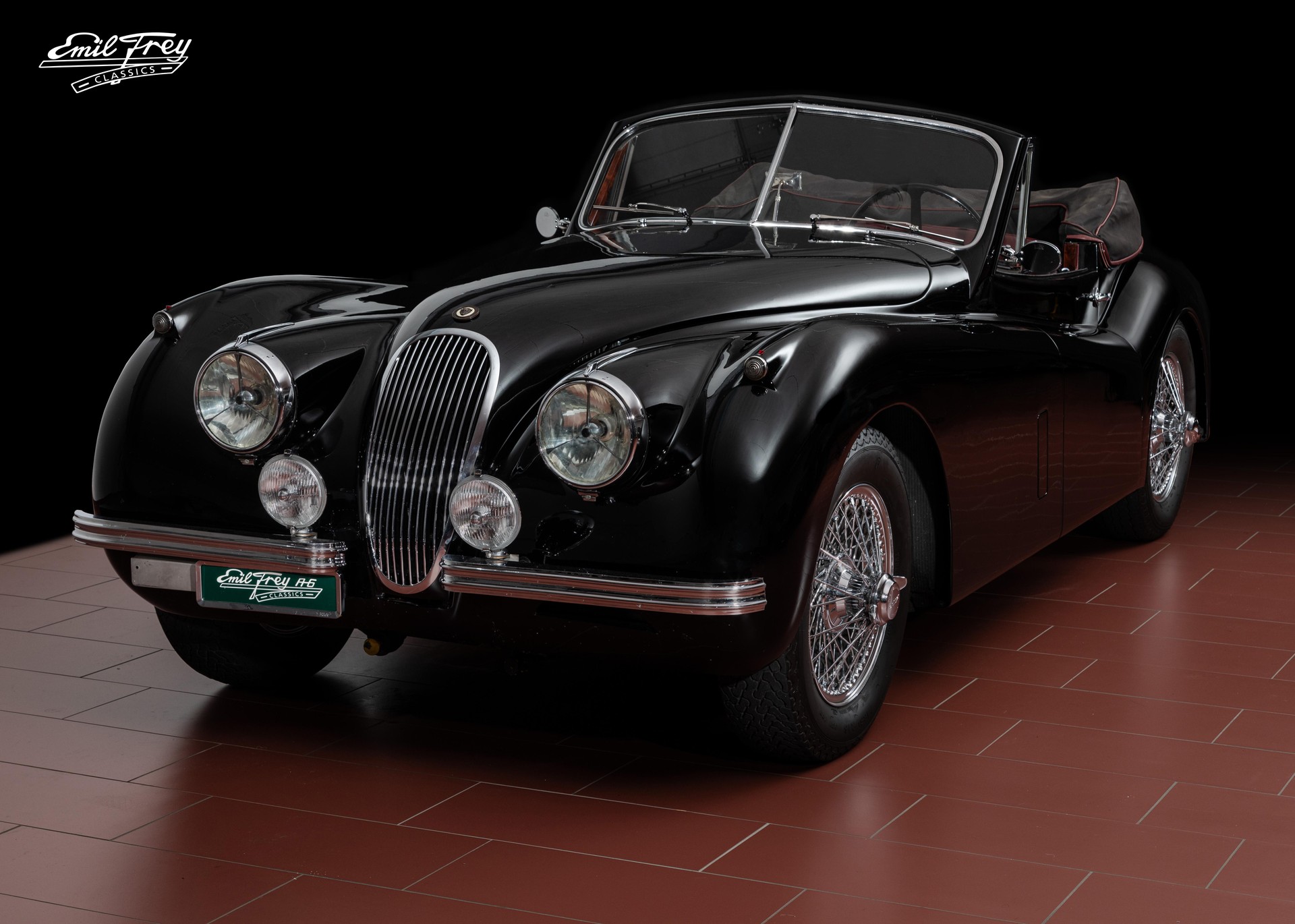 JAGUAR XK 120 DHC