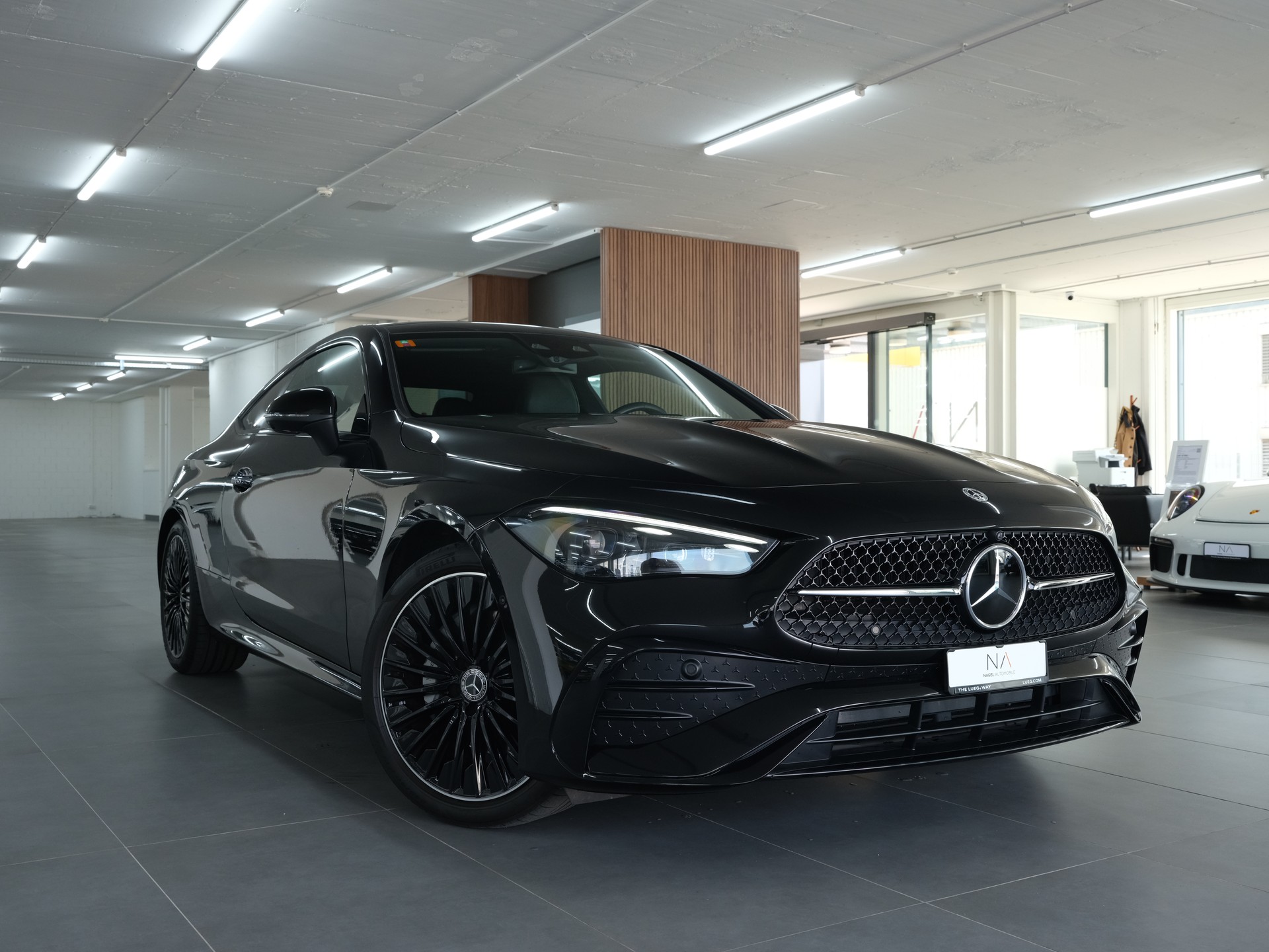 MERCEDES-BENZ CLE 300 Coupé 4Matic 9G-Tronic *Burmester* *Panorama* *360 Kamera*