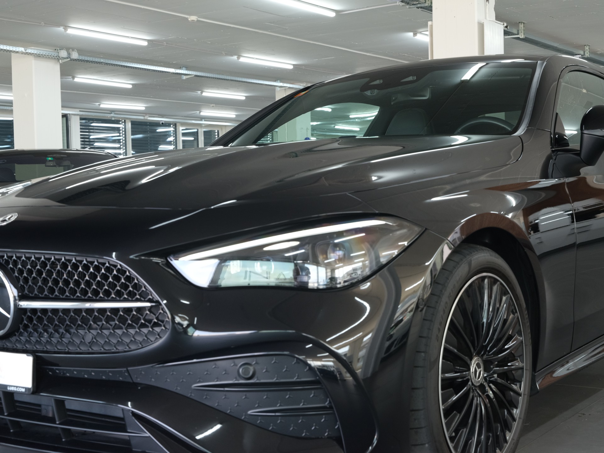 MERCEDES-BENZ CLE 300 Coupé 4Matic 9G-Tronic *Burmester* *Panorama* *360 Kamera*-image-8