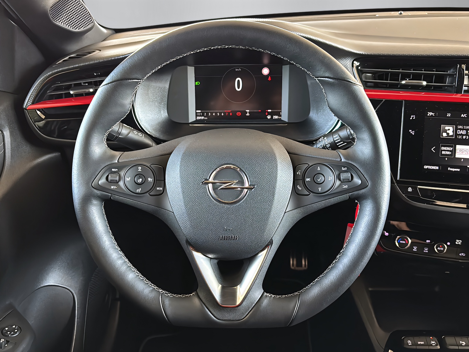 OPEL Corsa 1.2 T GS Line-showroom-element-3