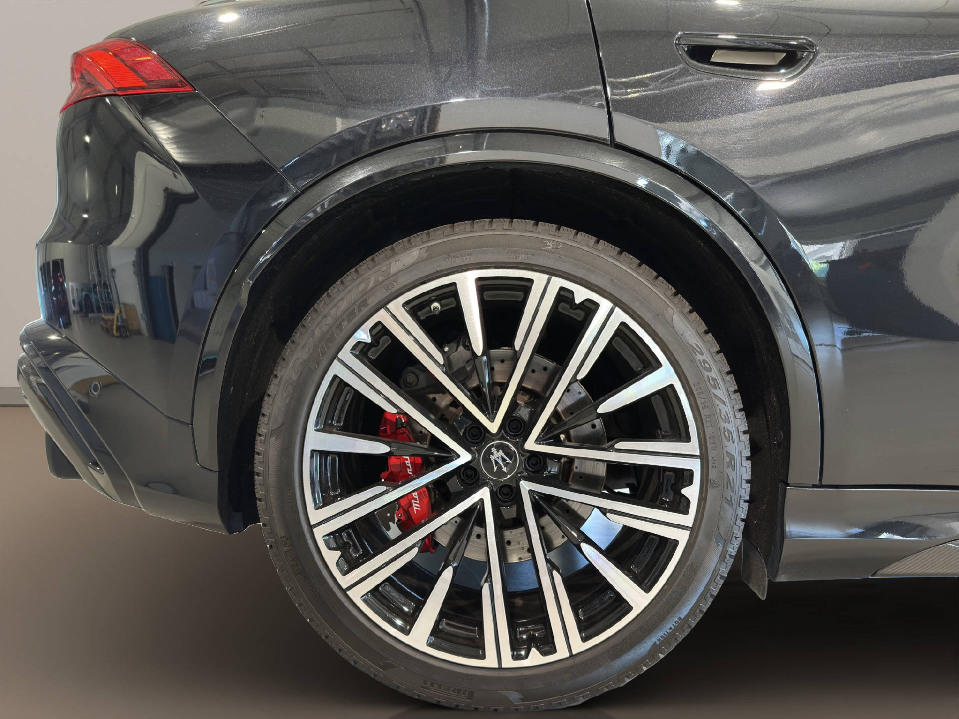 MASERATI Grecale 3.0 V6 Trofeo-image-21