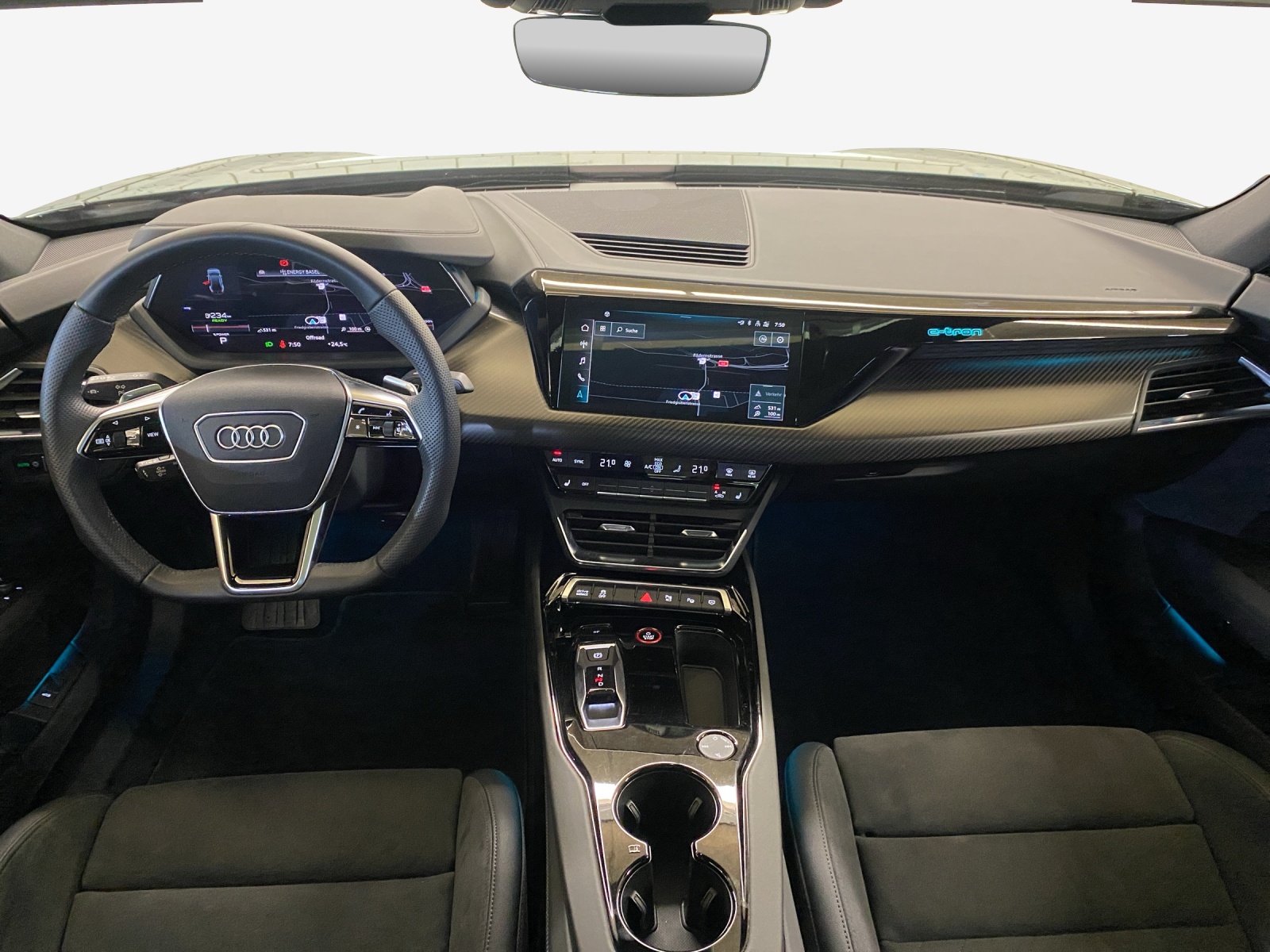 AUDI e-tron GT quattro-image-8