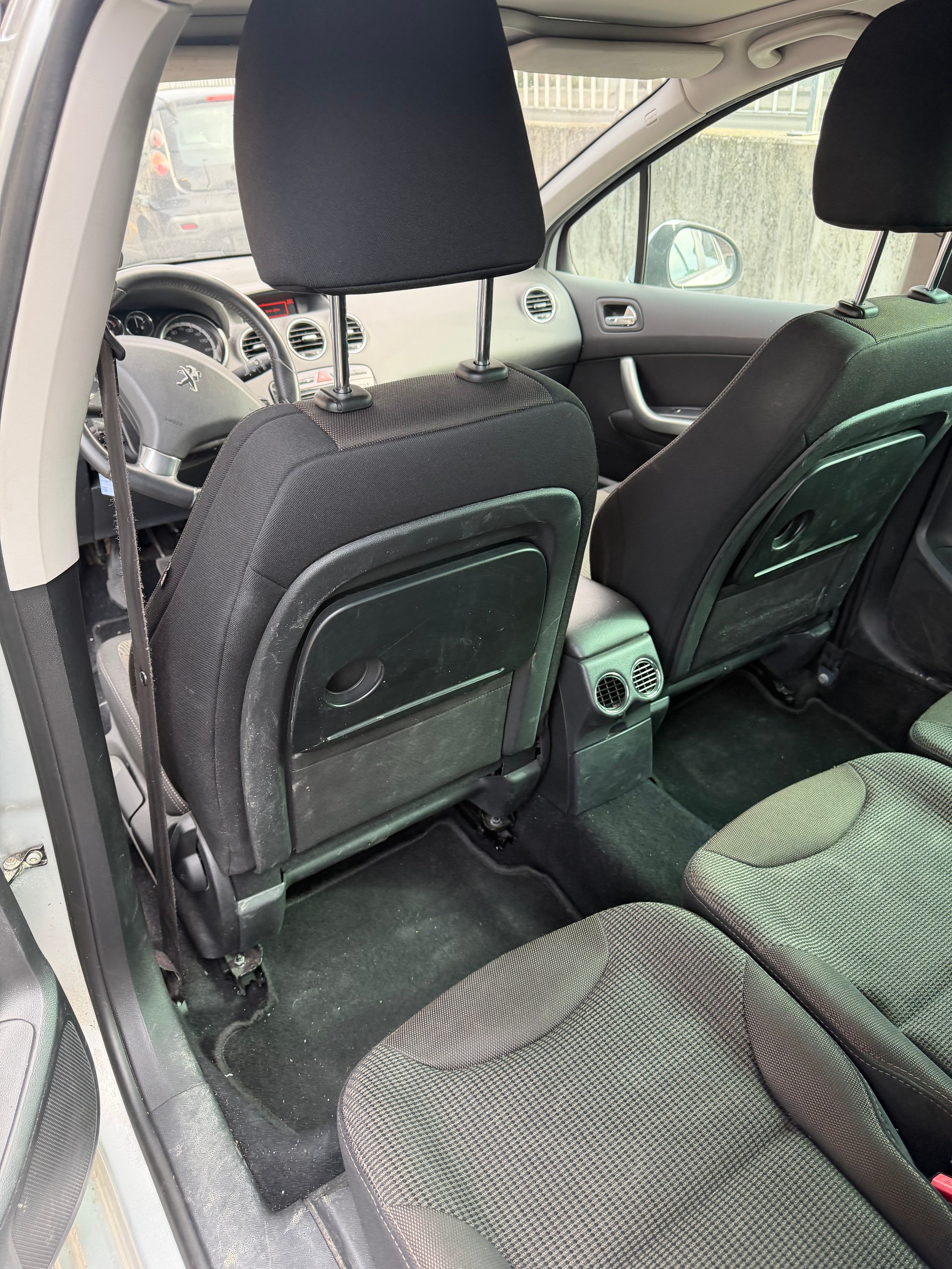 PEUGEOT 308 SW-image-14