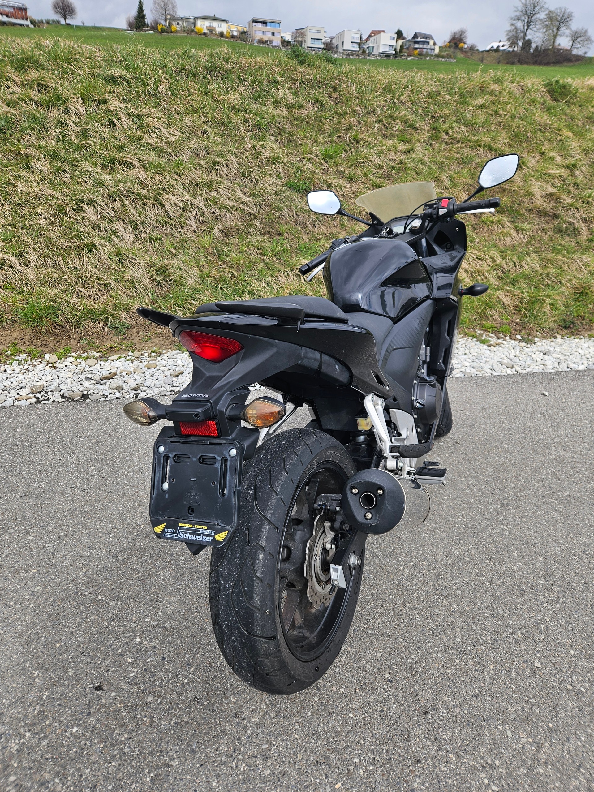 HONDA CBR 500 RA ABS-image-5