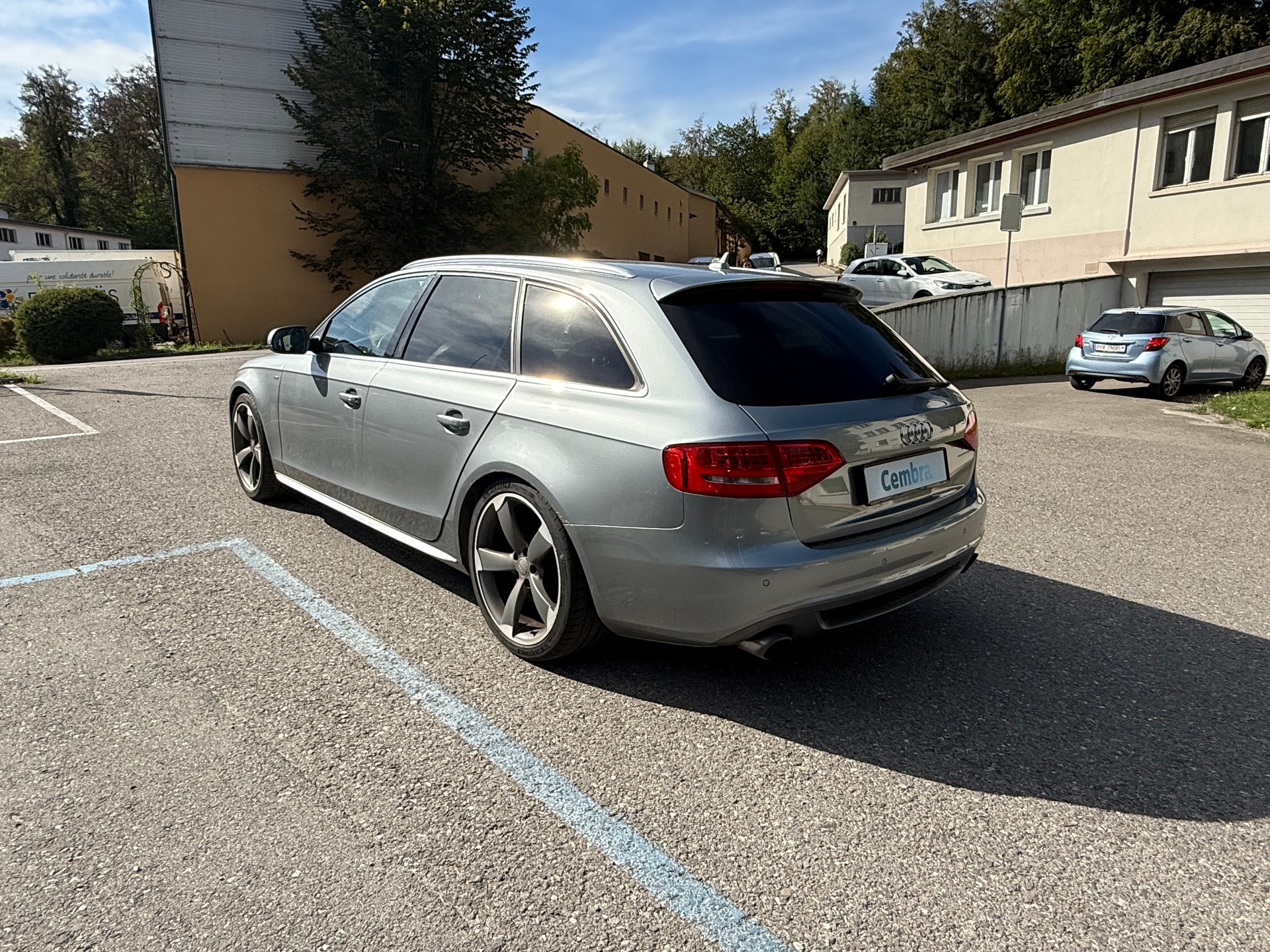 AUDI A4 Avant 2.0 TFSI quattro S-tronic-showroom-element-3