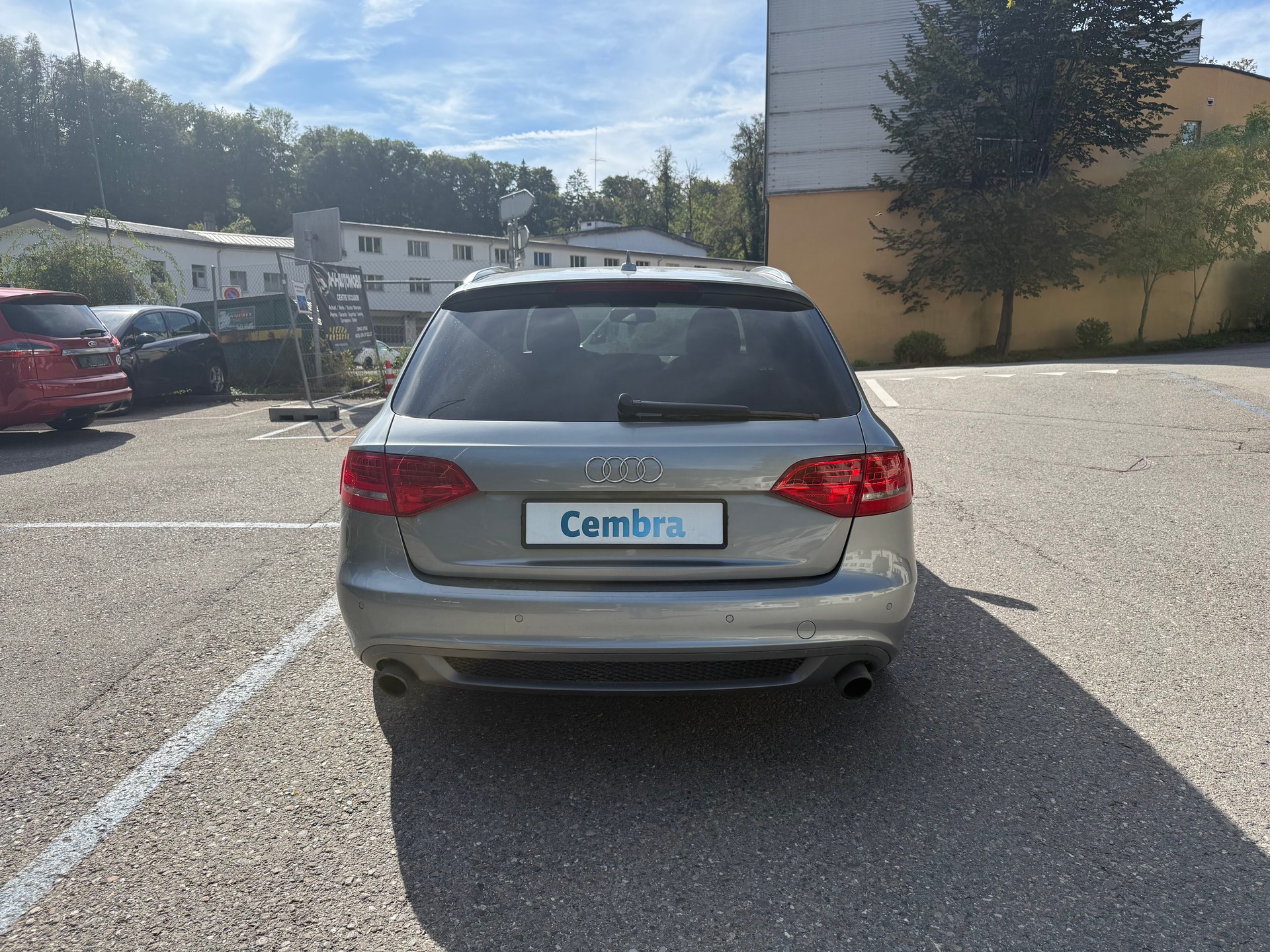 AUDI A4 Avant 2.0 TFSI quattro S-tronic-image-4