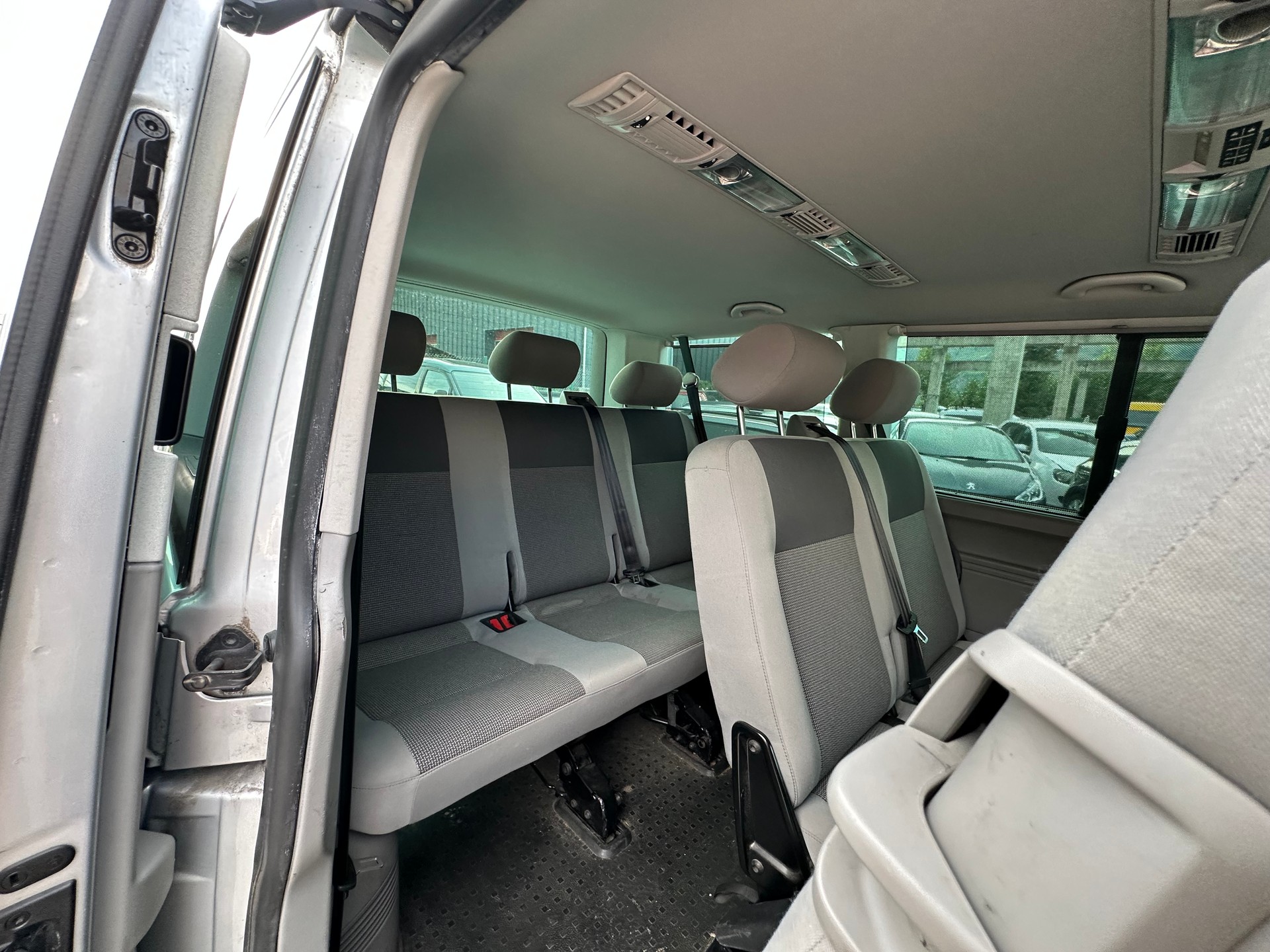 VW T5 Caravelle Comfortline 2.0 TDI CR 4Motion-image-13