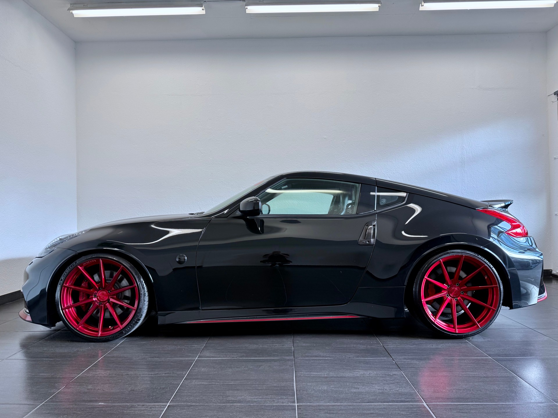 NISSAN 370 Z nismo V2-image-6