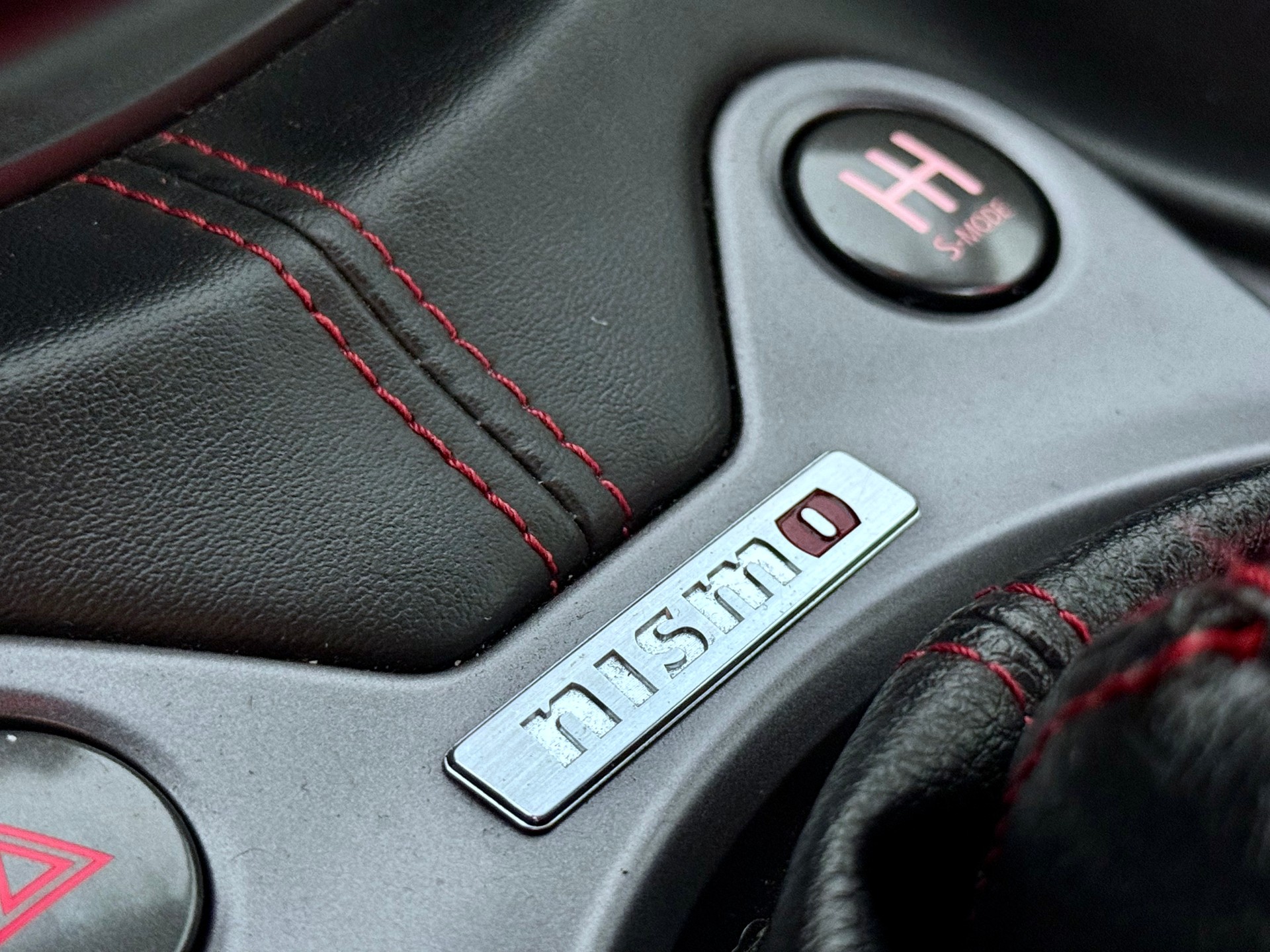 NISSAN 370 Z nismo V2-image-21