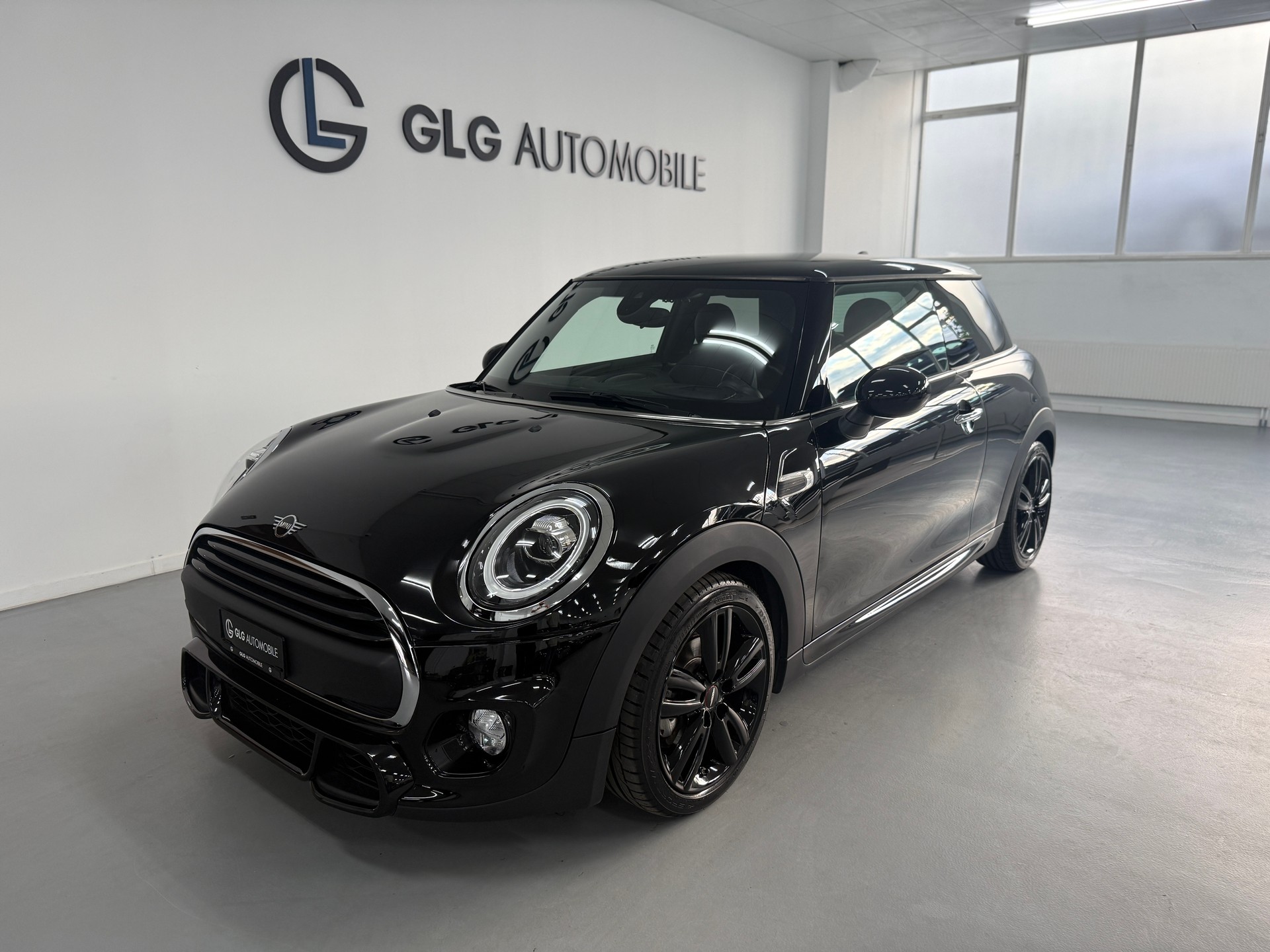 MINI One Steptronic DKG JCW