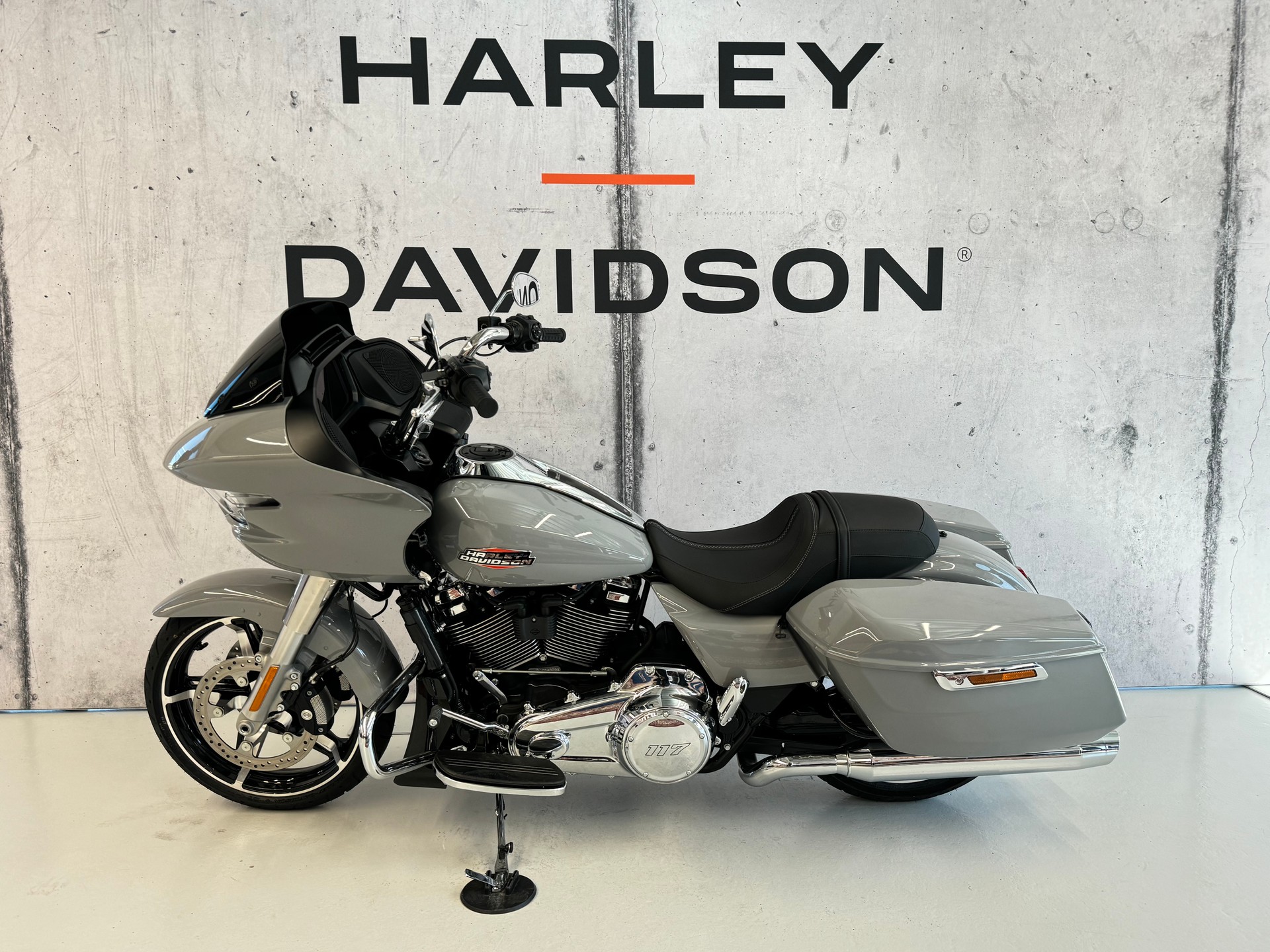 HARLEY-DAVIDSON FLTRX Road Glide 117-image-3