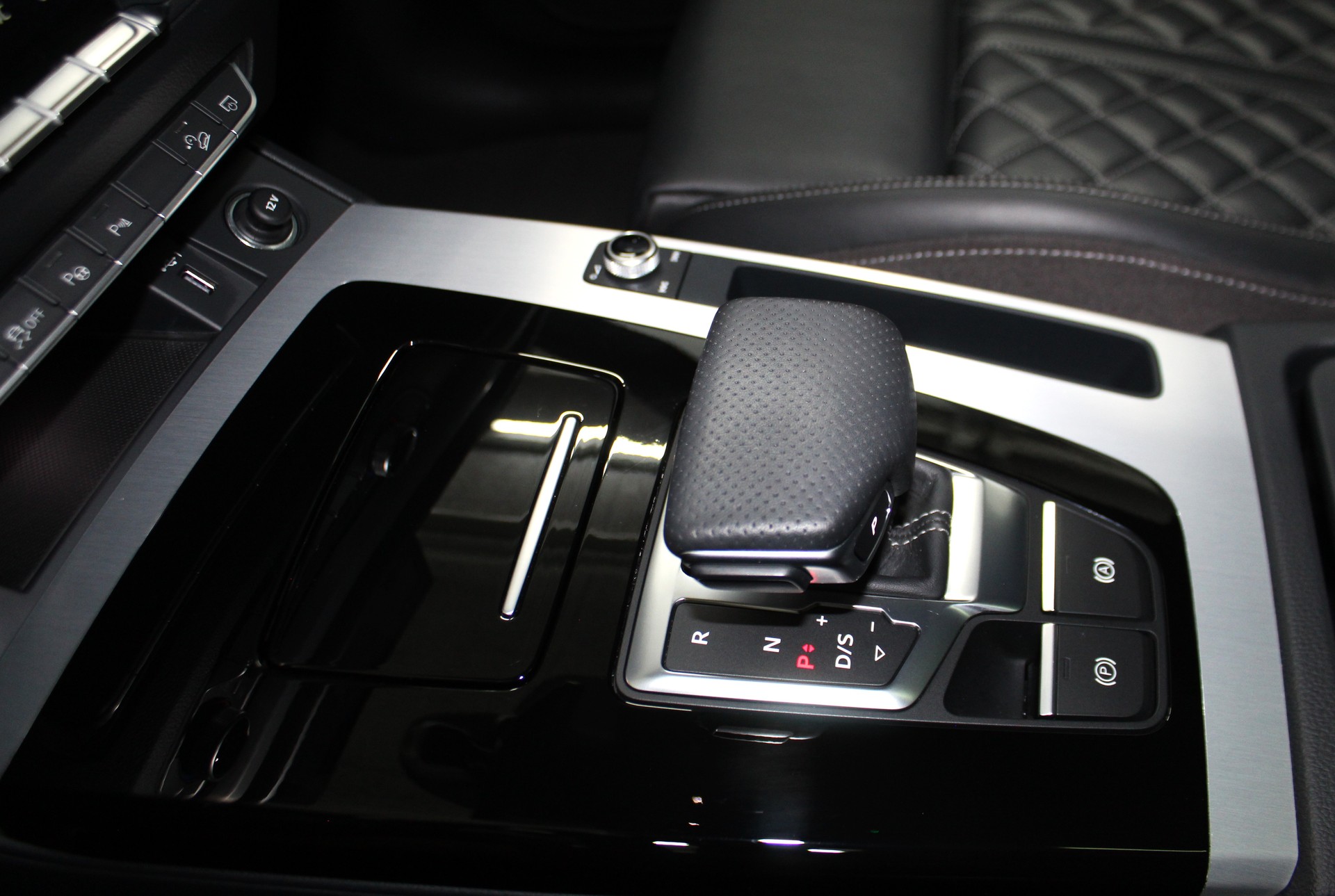 AUDI Q5 45 TFSI S-line quattro S-tronic S line Sportpaket / AHK / S Sportsitze / CH-Fahrzeug-image-15