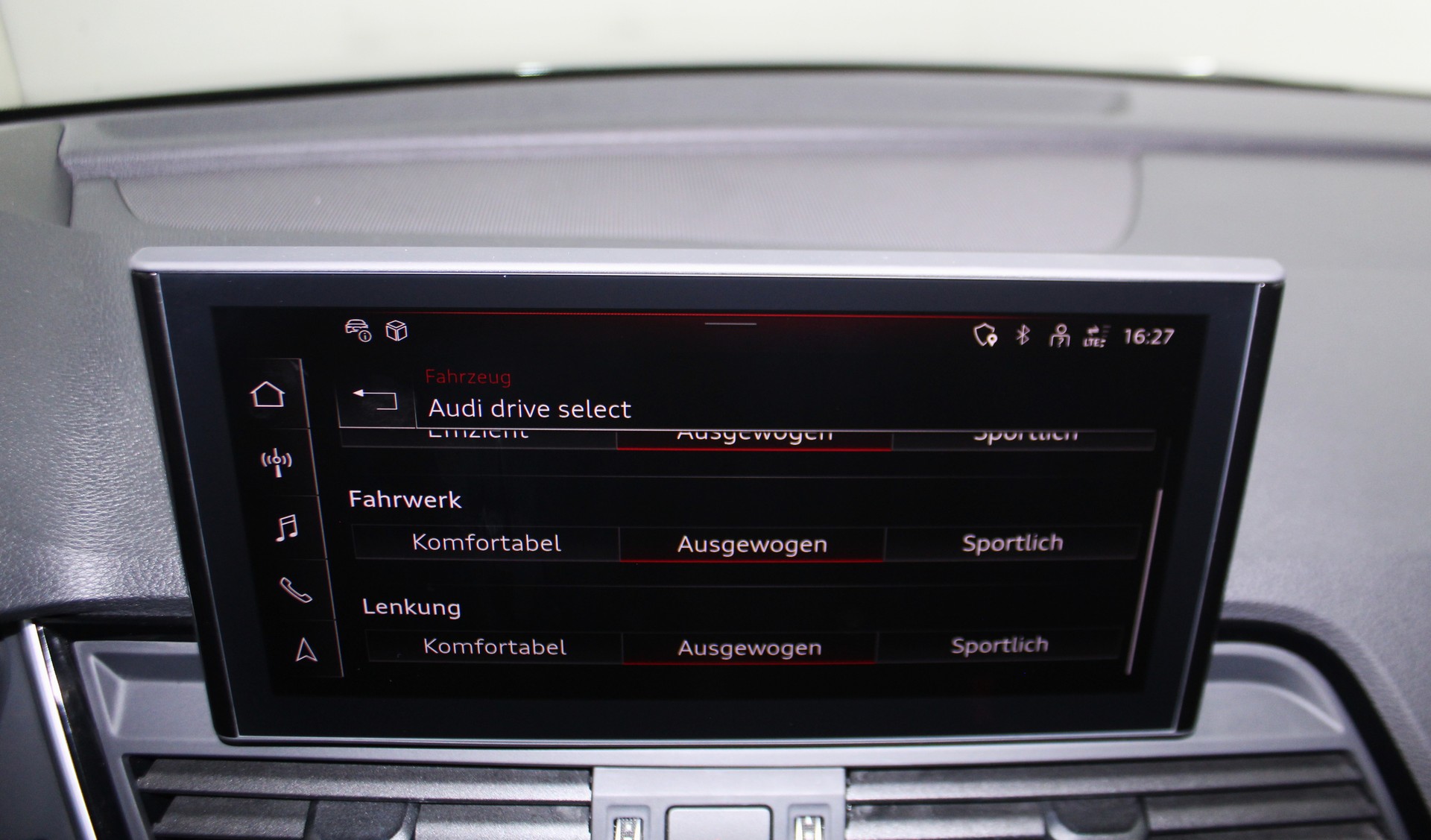 AUDI Q5 45 TFSI S-line quattro S-tronic S line Sportpaket / AHK / S Sportsitze / CH-Fahrzeug-image-29