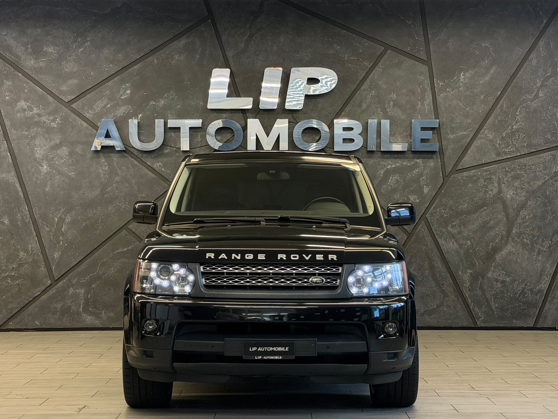 LAND ROVER Range Rover Sport 3.6 TDV8 HSE Automatic-showroom-element-1