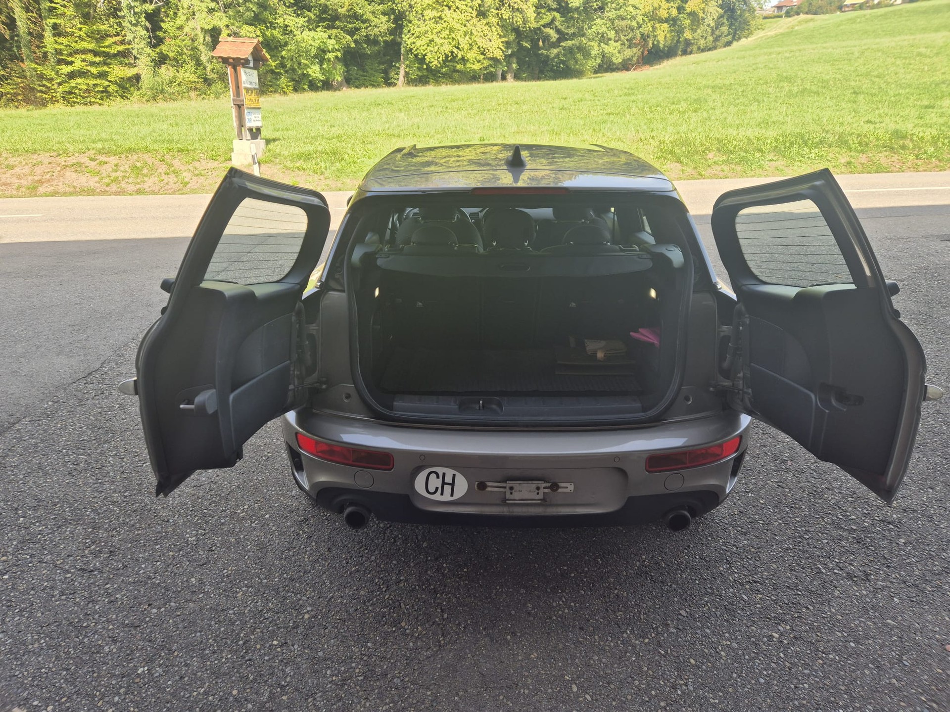 MINI 2.0i Cooper S ALL4-image-9