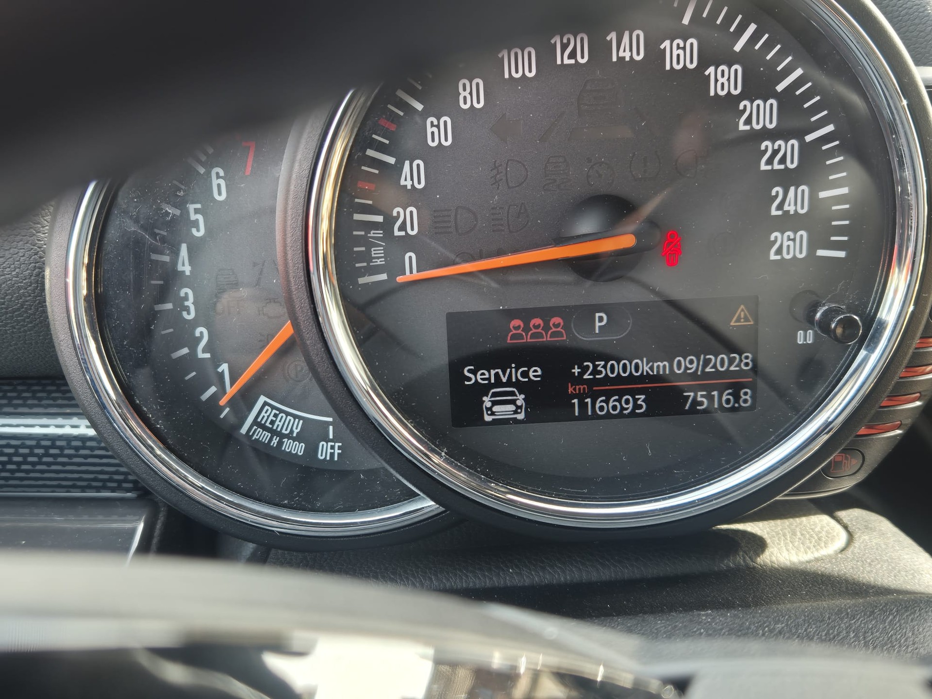 MINI 2.0i Cooper S ALL4-image-13