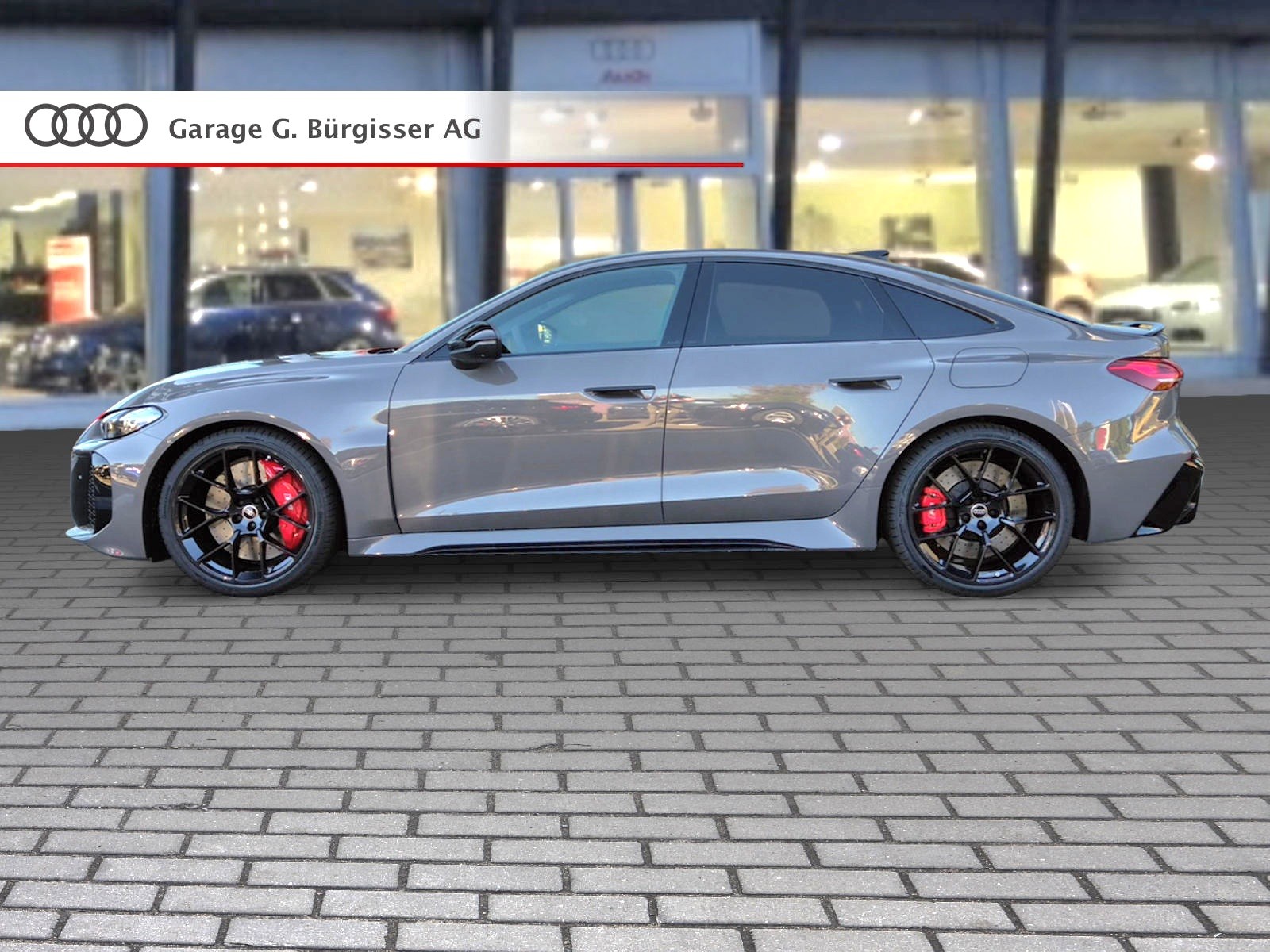 AUDI RS 5 Limousine TFSI 470 kW Tiptronic quattro Plateaugrau Metallic-showroom-element-2