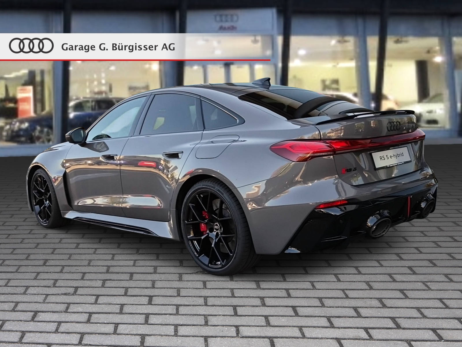 AUDI RS 5 Limousine TFSI 470 kW Tiptronic quattro Plateaugrau Metallic-showroom-element-3