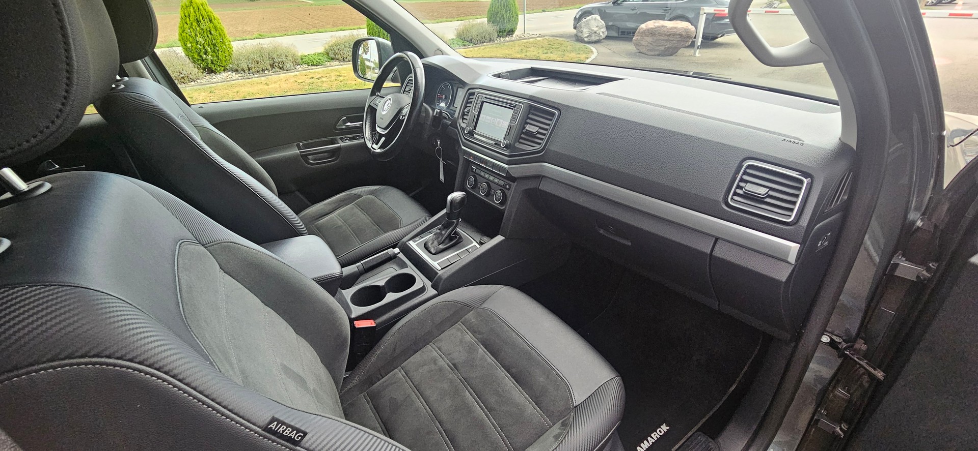 VW Amarok 3.0TDI Highline 4Motion Automatic-image-9