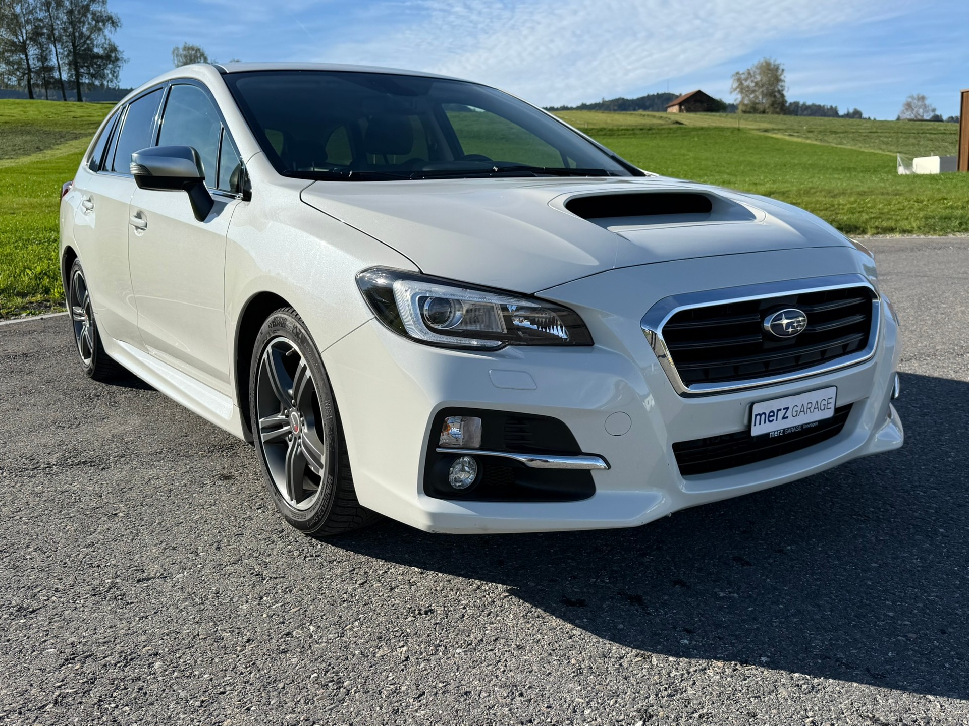 SUBARU Levorg 1.6DIT Luxury S AWD Lineartronic-image-2