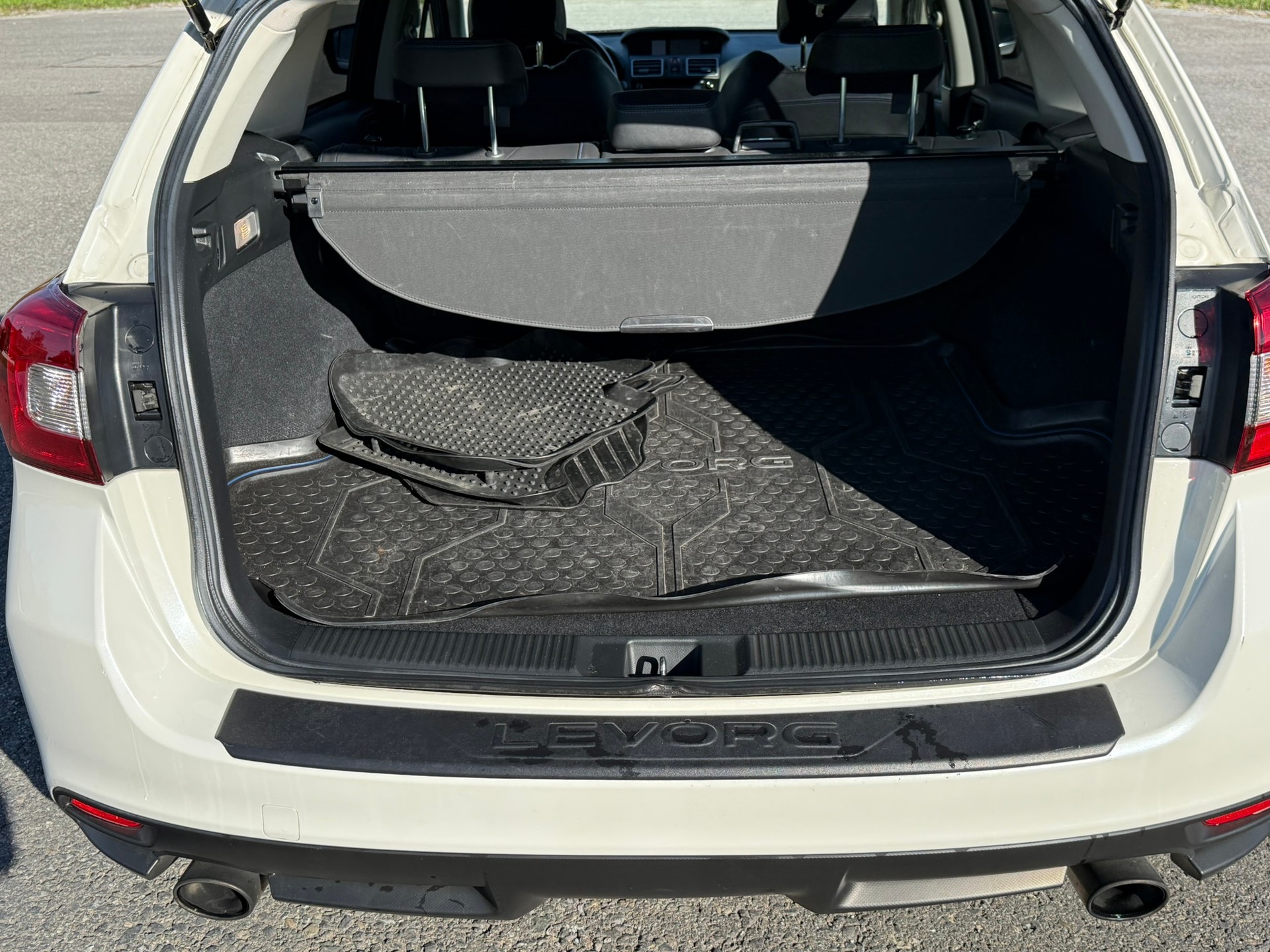 SUBARU Levorg 1.6DIT Luxury S AWD Lineartronic-image-8