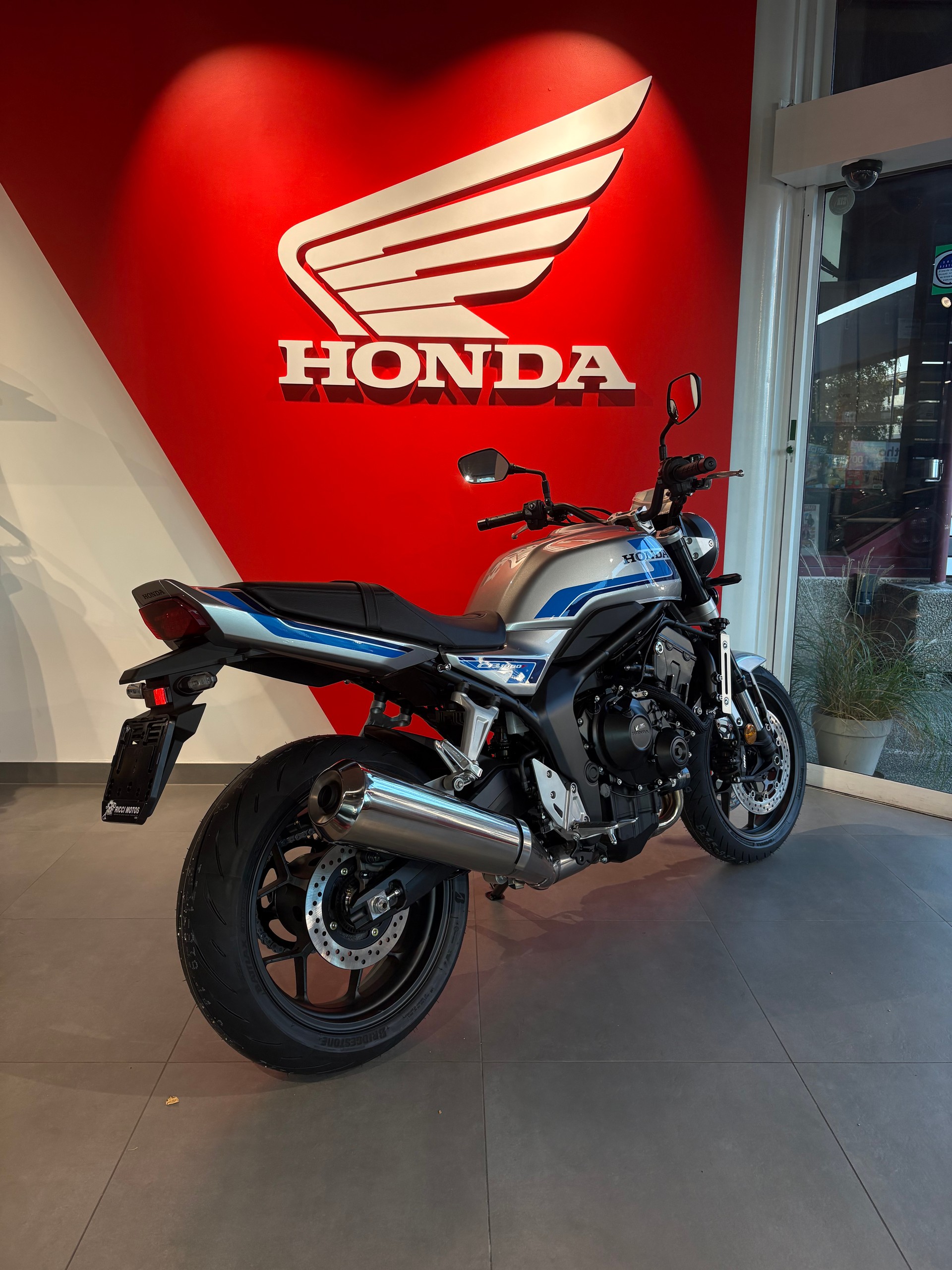 HONDA CB 1000 F-image-2