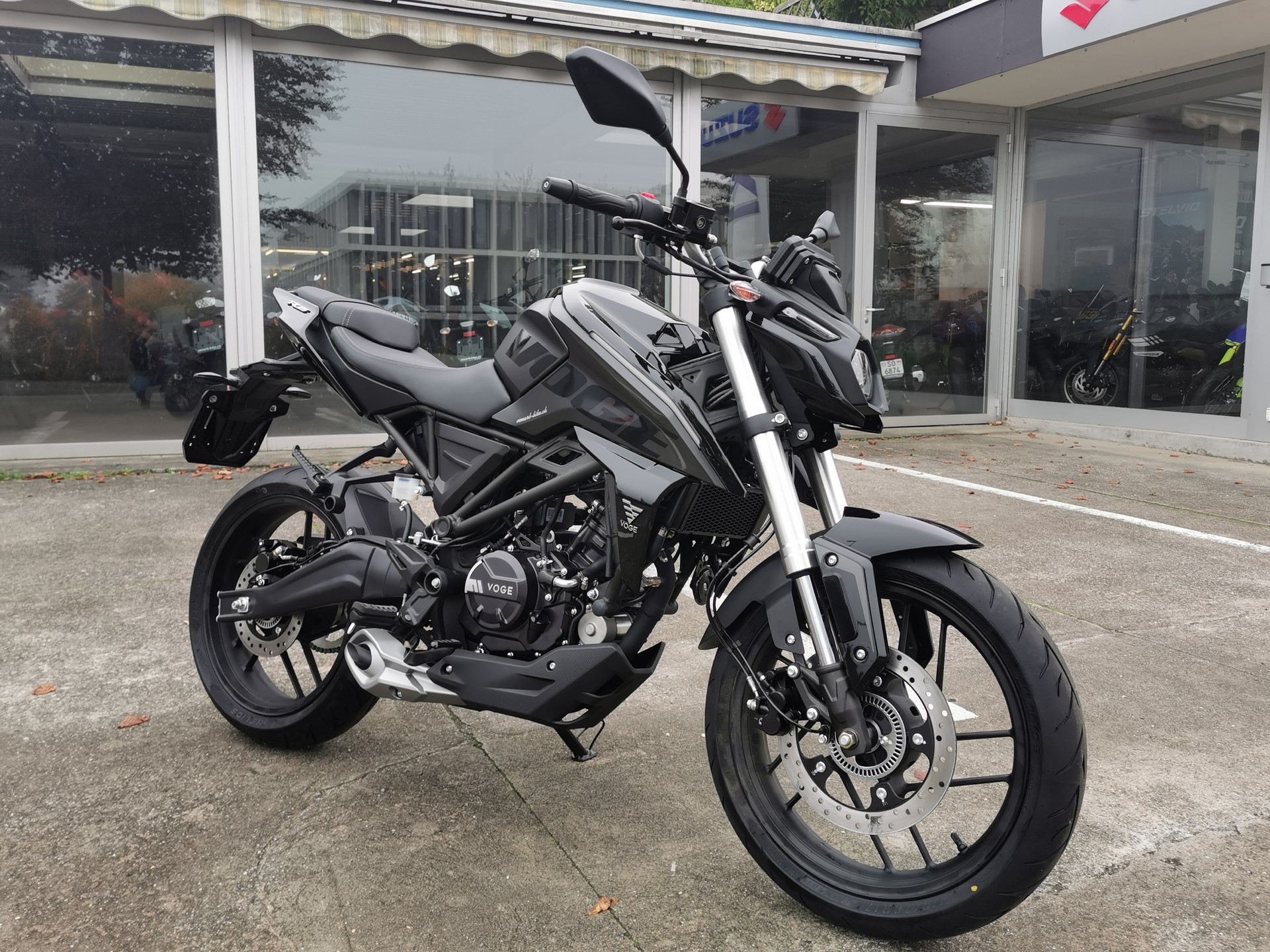 VOGE 125 R ABS-image-1