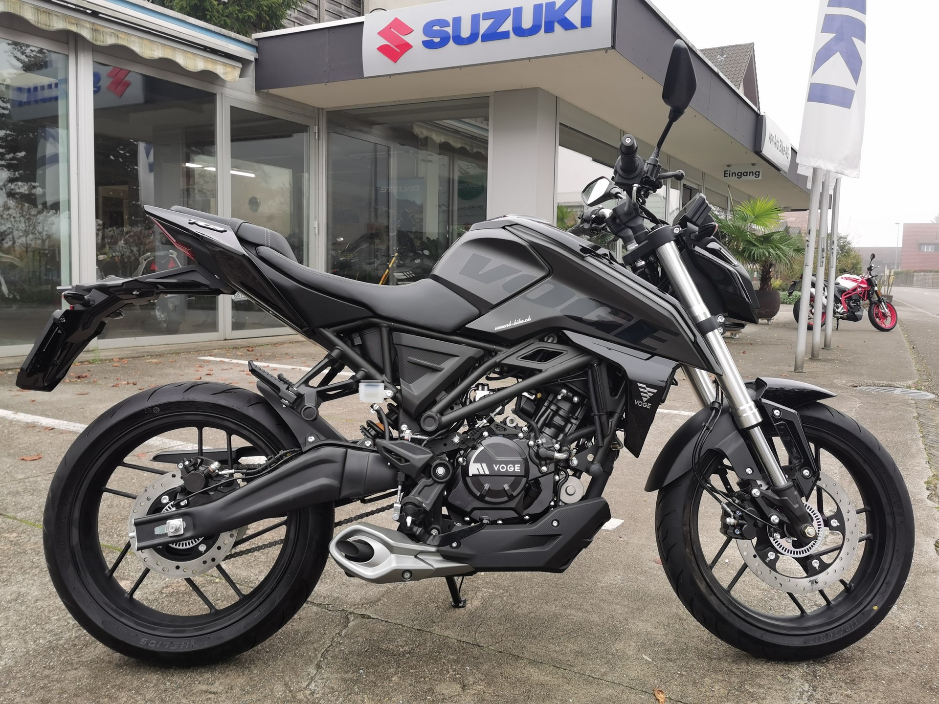 VOGE 125 R ABS-image-0