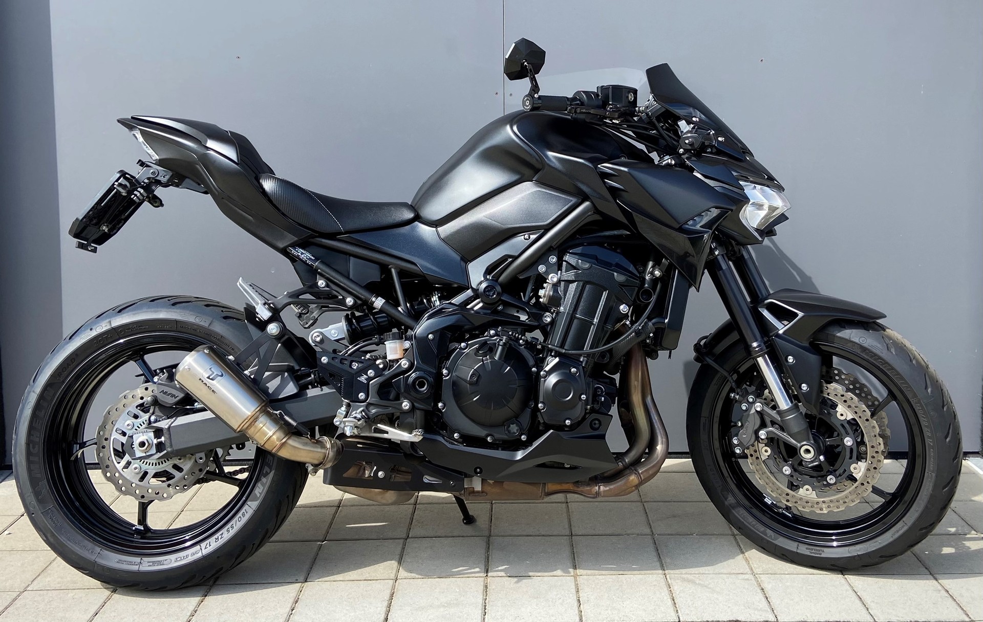 KAWASAKI Z 900-image-0