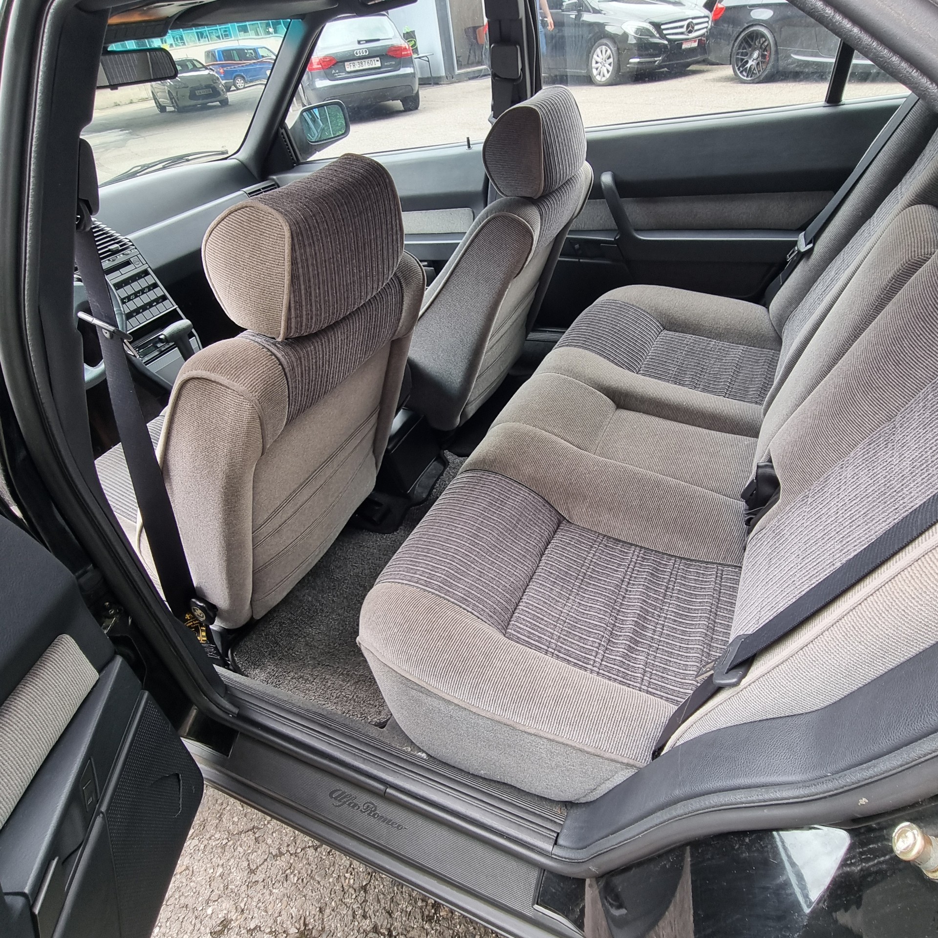 ALFA ROMEO 164 3.0-image-9