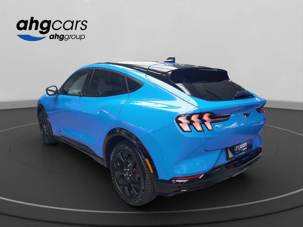 FORD Mustang Mach-E Premium Extended RWD-showroom-element-2