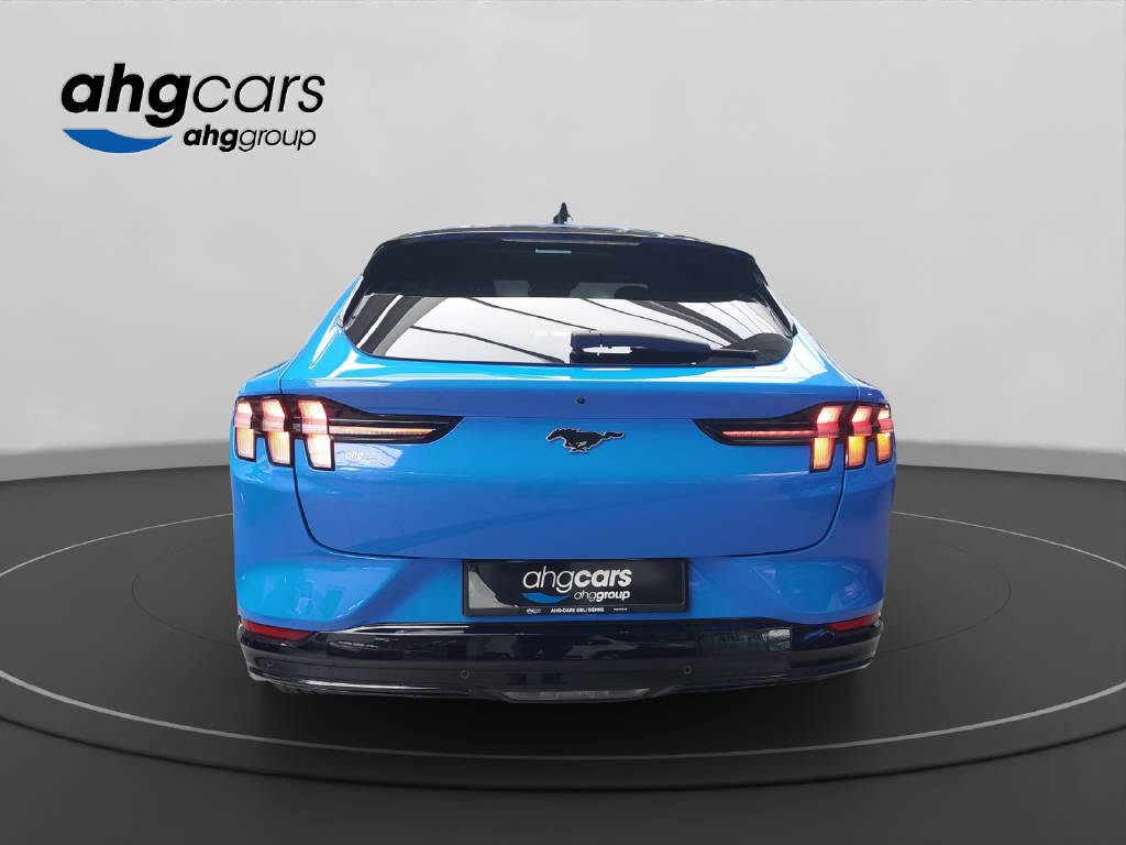 FORD Mustang Mach-E Premium Extended RWD-showroom-element-3