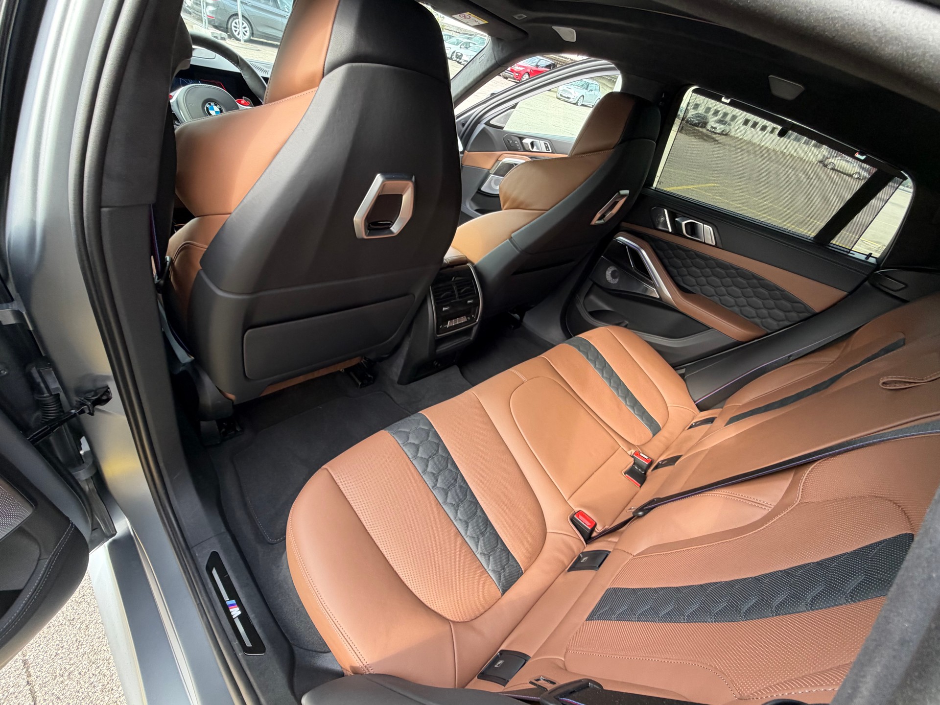BMW X6M Steptronic M Competition-image-15