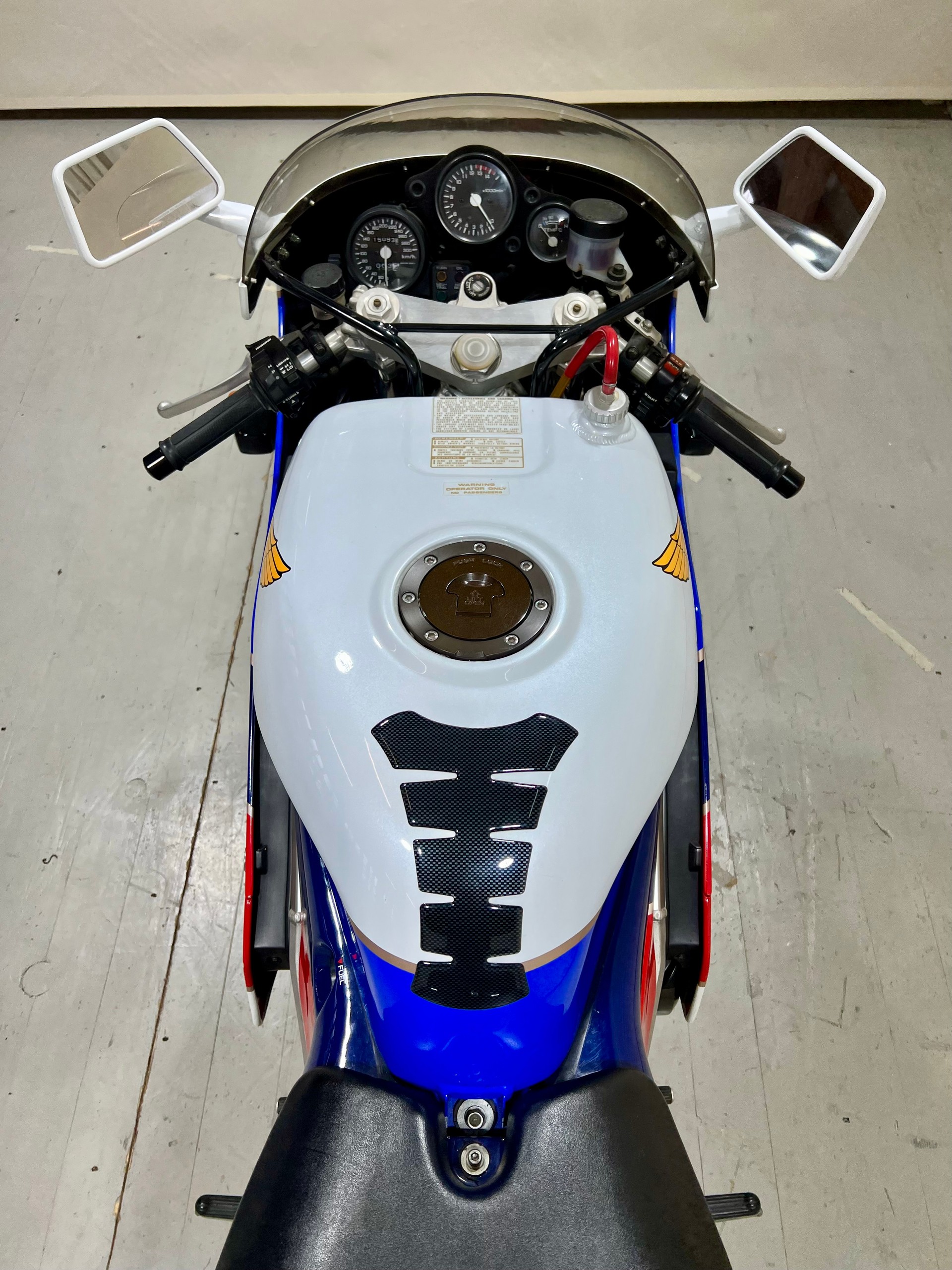 HONDA VFR 750 R - RC30-image-12